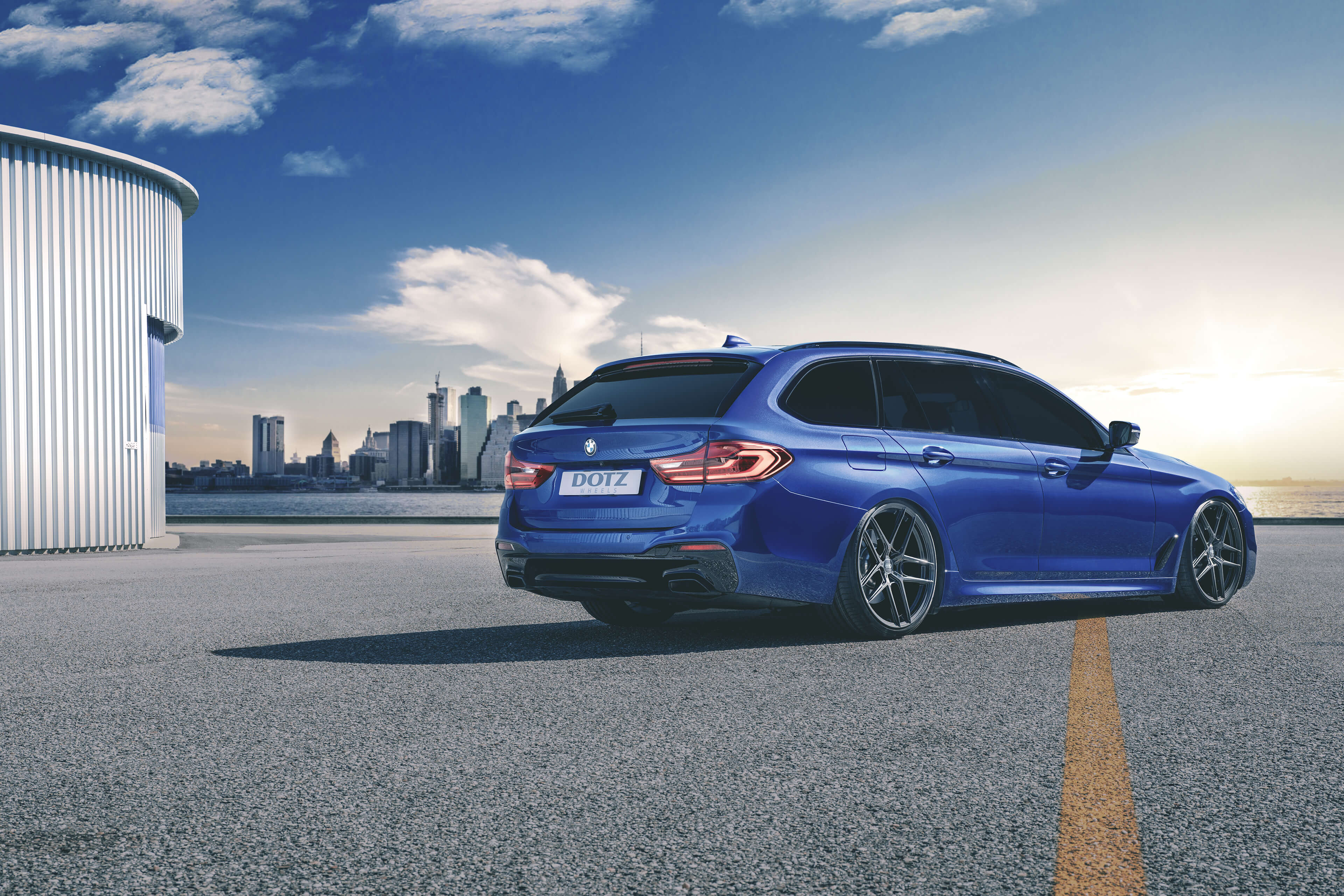 DOTZ LagunaSeca grey auf BMW 5