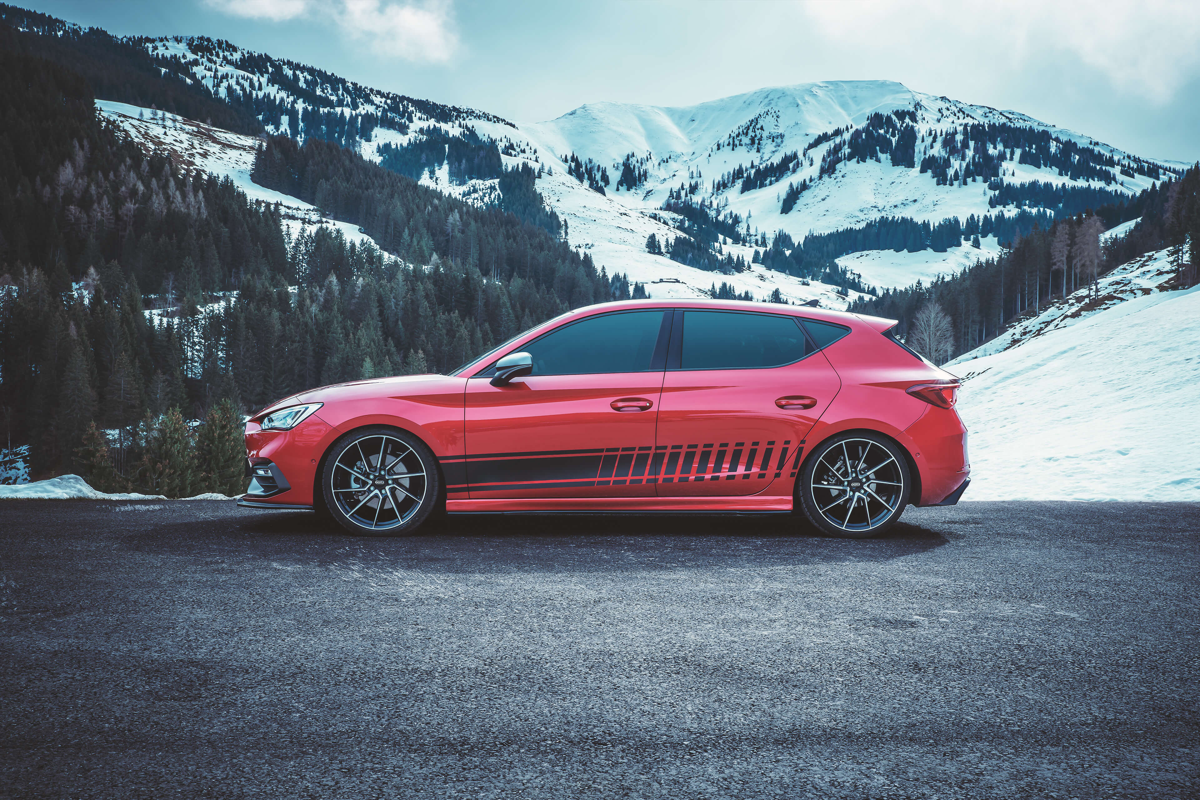 DOTZ Spa dark Seat Leon Seite