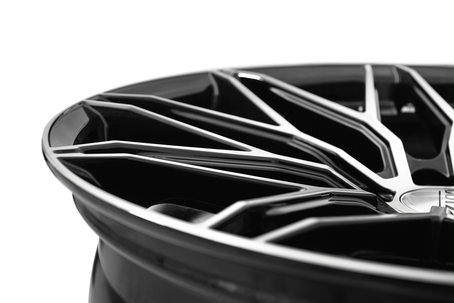 DOTZ Suzuka dark Detail