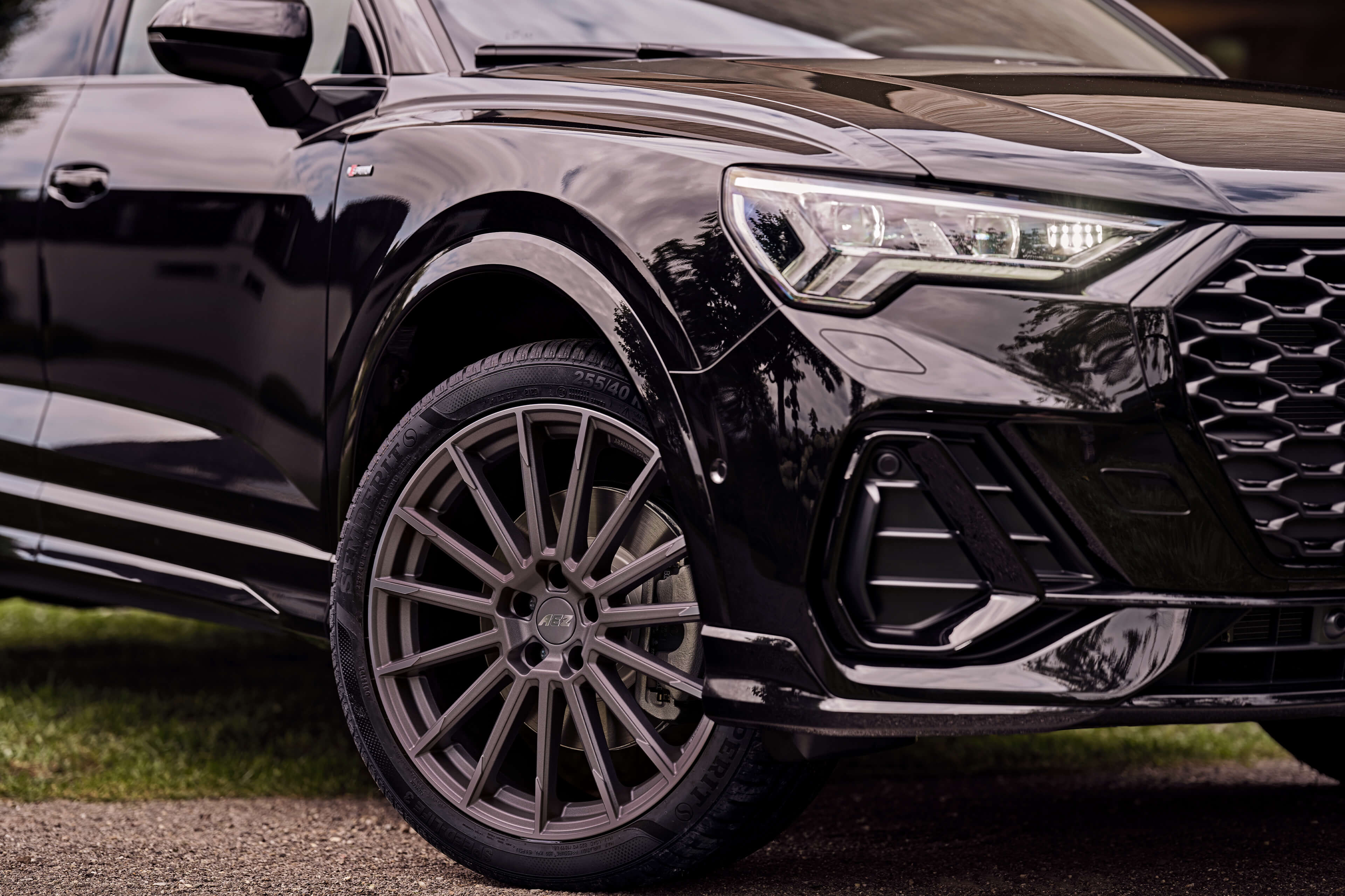 AEZ Atlanta titan Audi Q3 Front