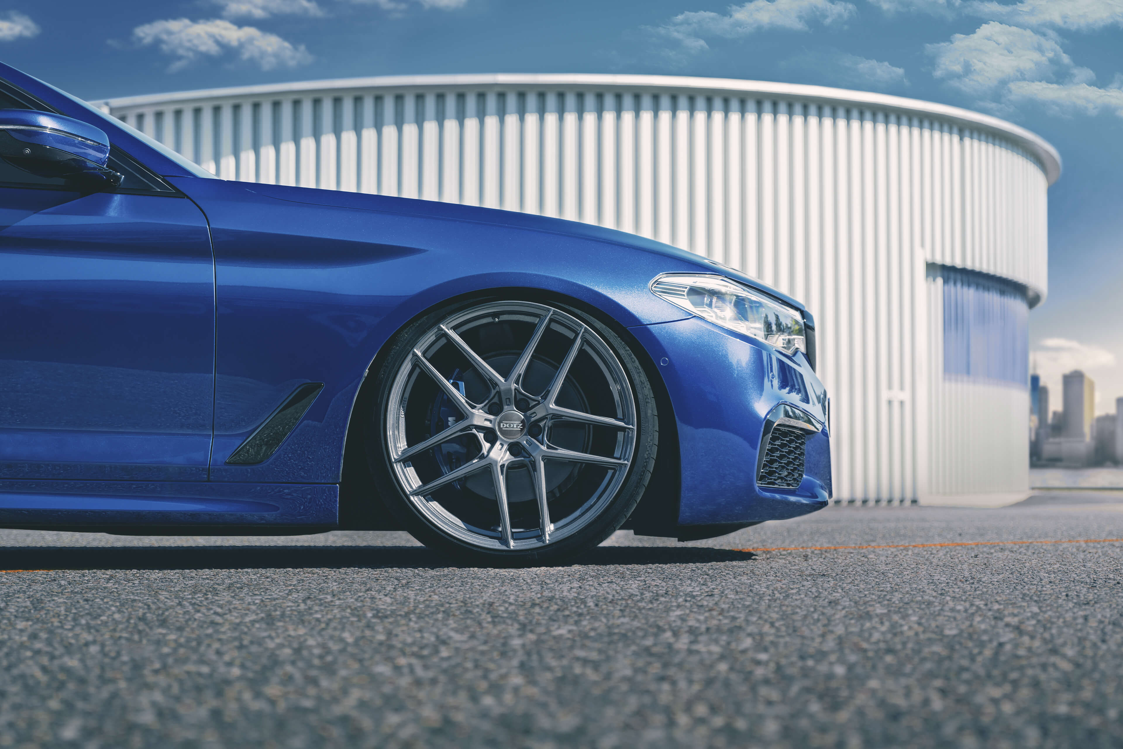 DOTZ LagunaSeca grey auf BMW 5