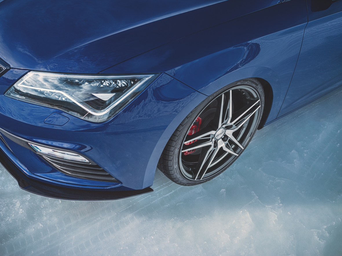 DOTZ Interlagos dark Leon Cupra frontal