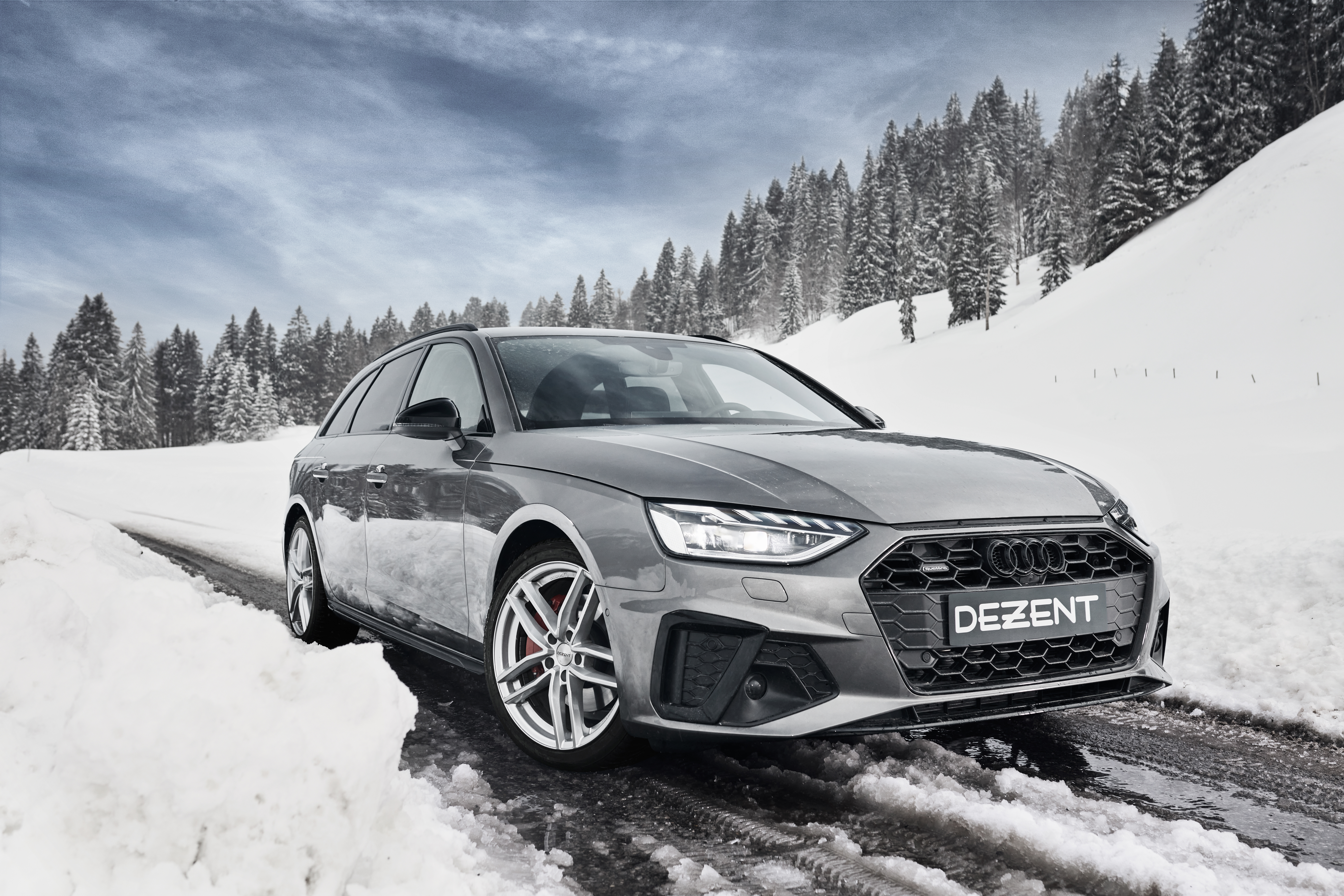 DEZENT TR silver AudiA4 frontal