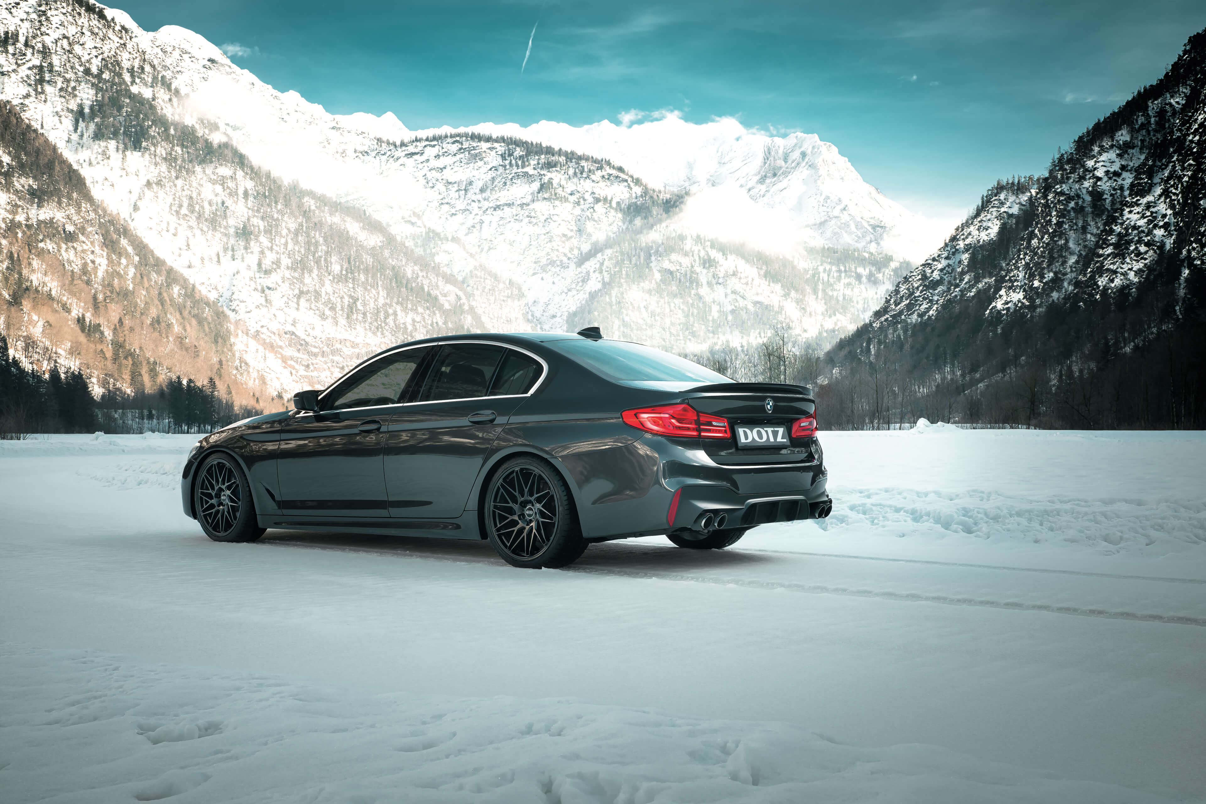 DOTZ Tanaka black BMW5 Heck