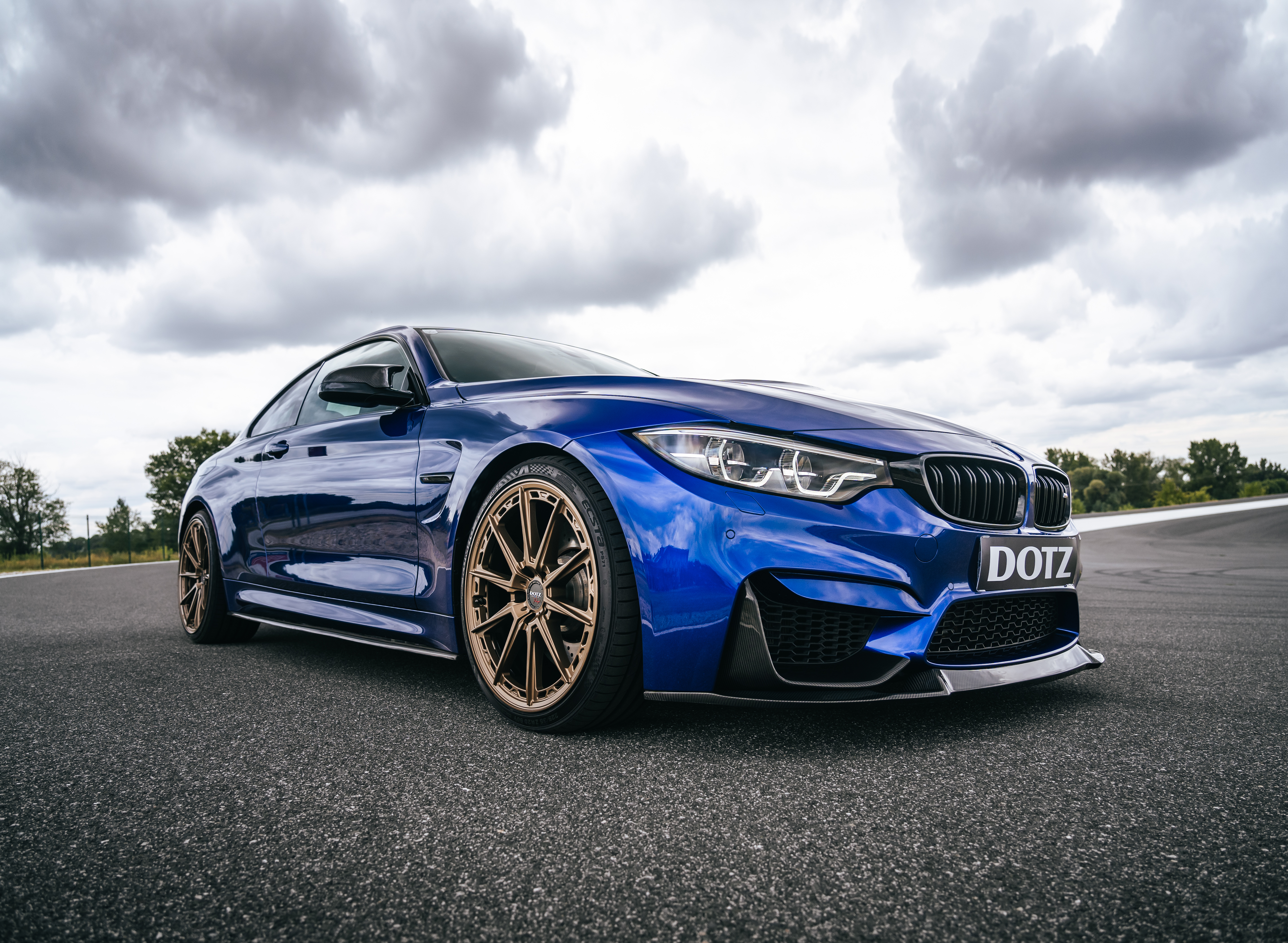 DOTZ Sonoma Bronze BMW M4 Contentpic 22