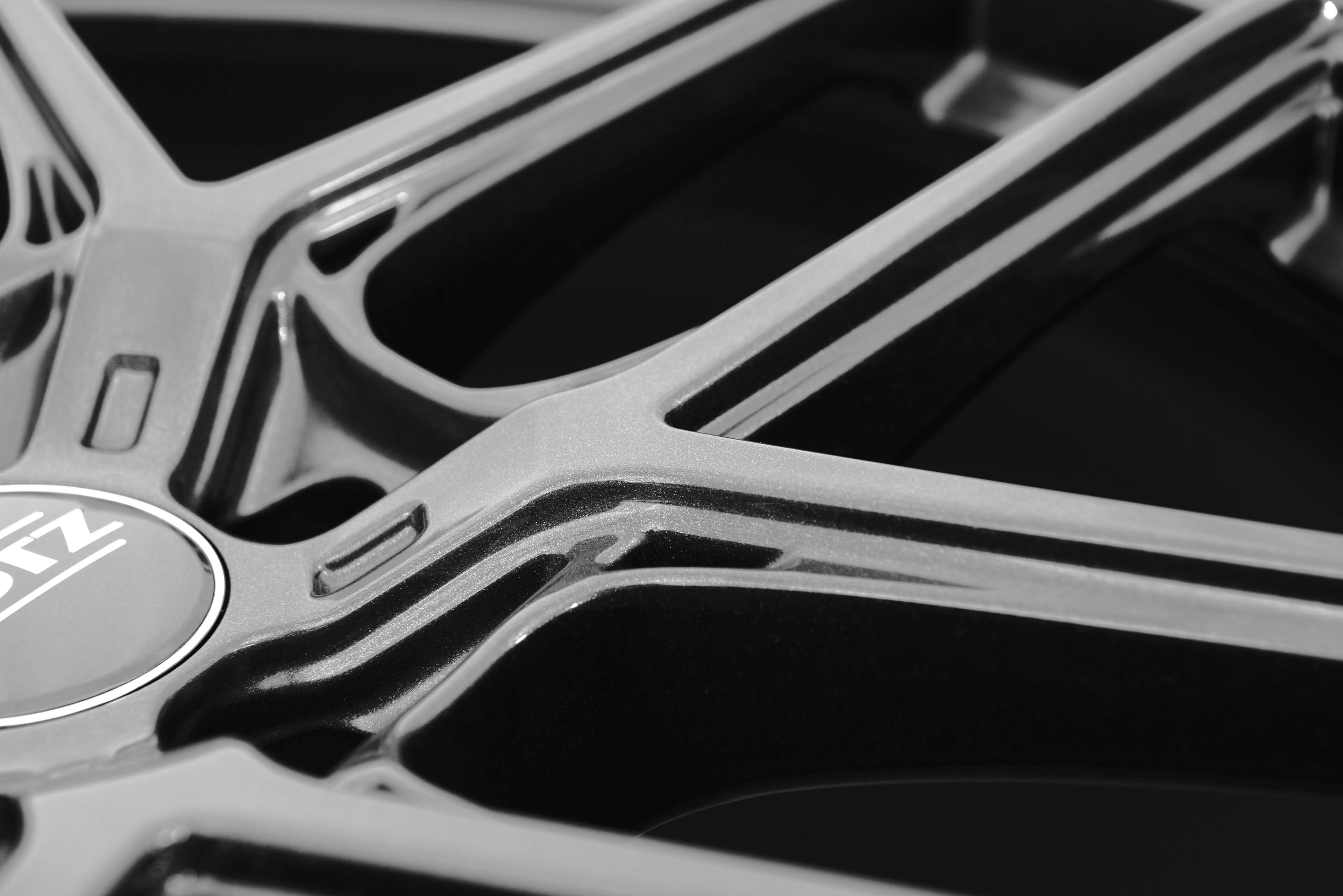 DOTZ LagunaSeca grey Detail