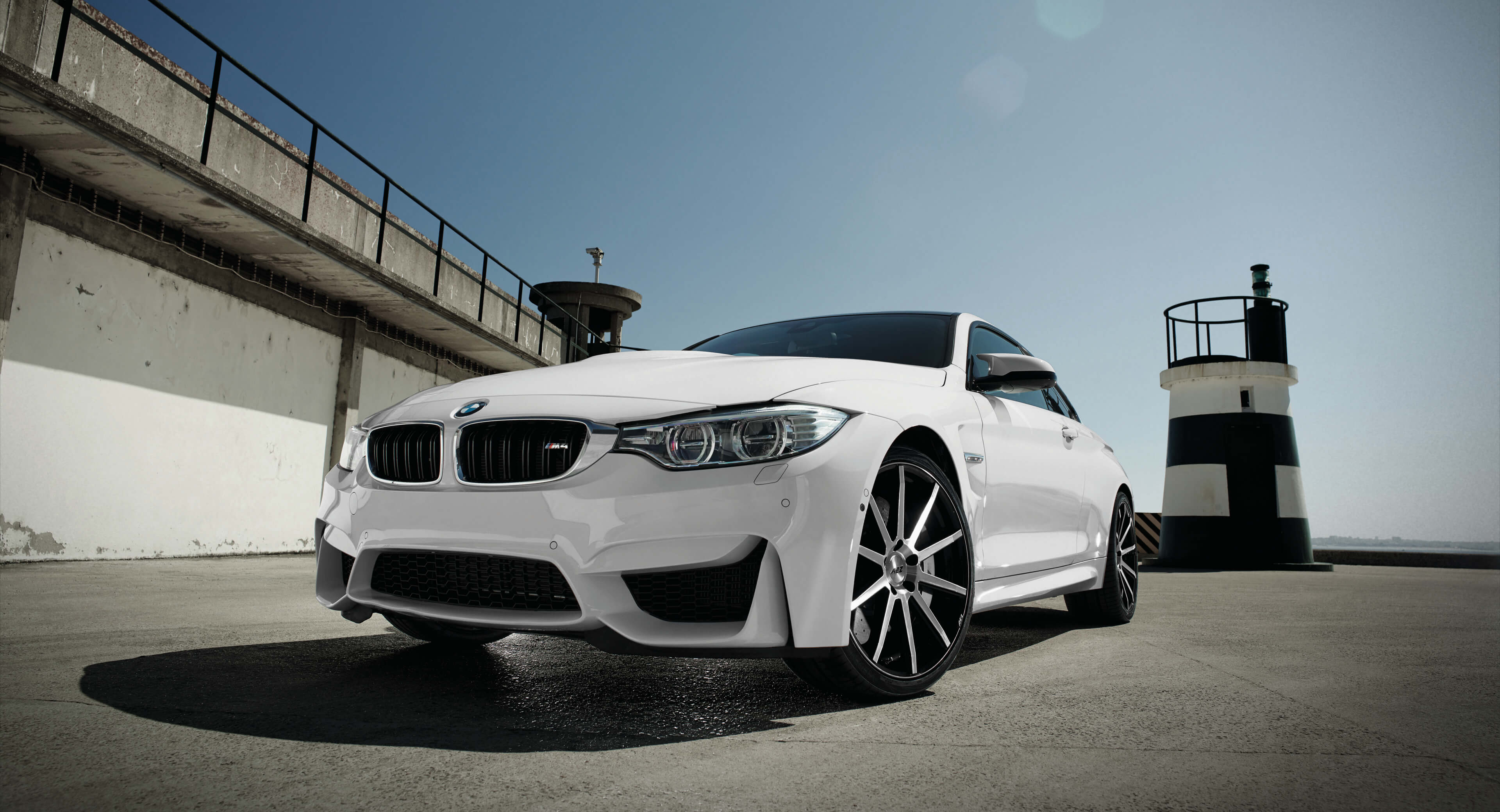 AEZ Straight konkave dynamische Alufelge BMW M4