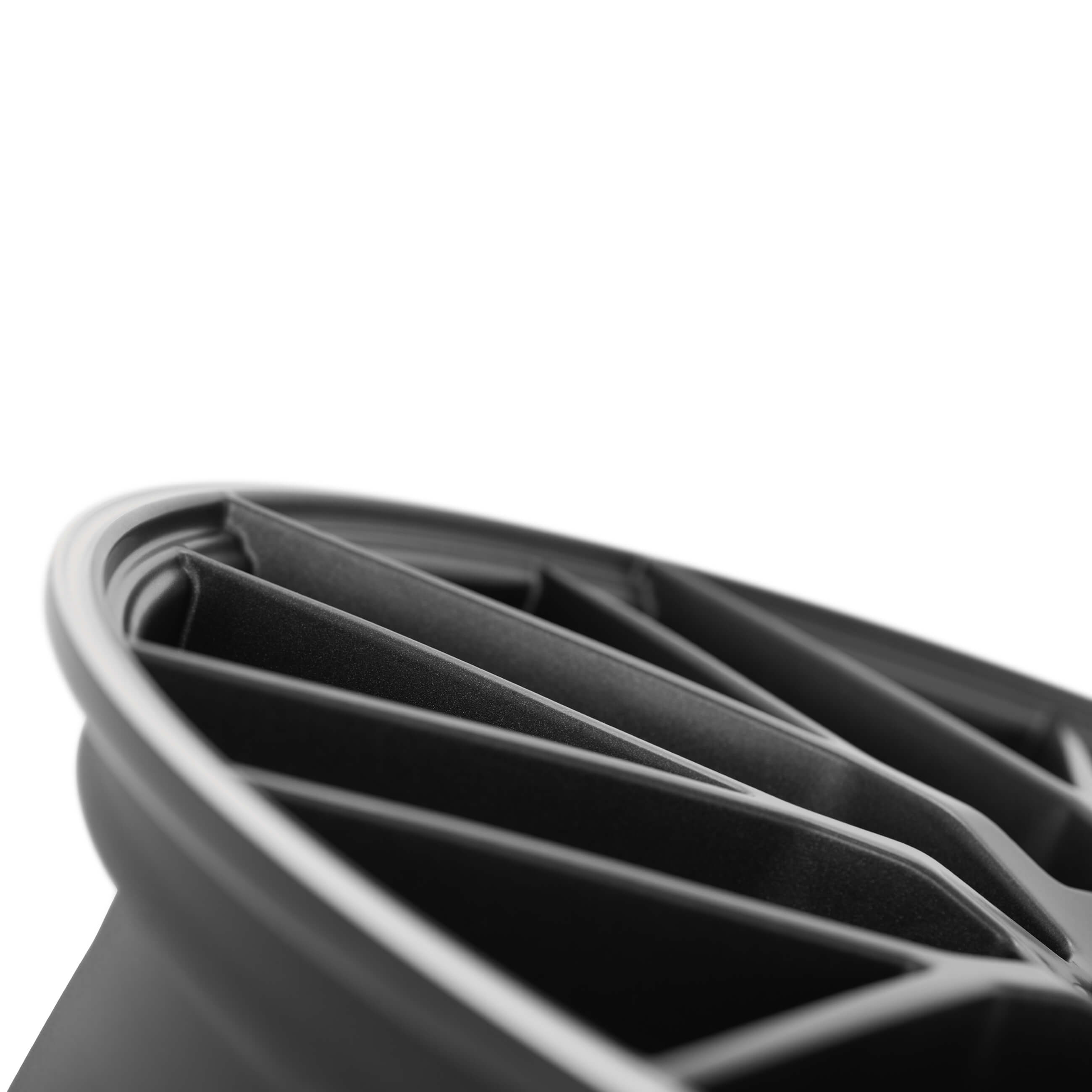 AEZ Crest dark Alufelge Detail Radmitte Trendfarbe