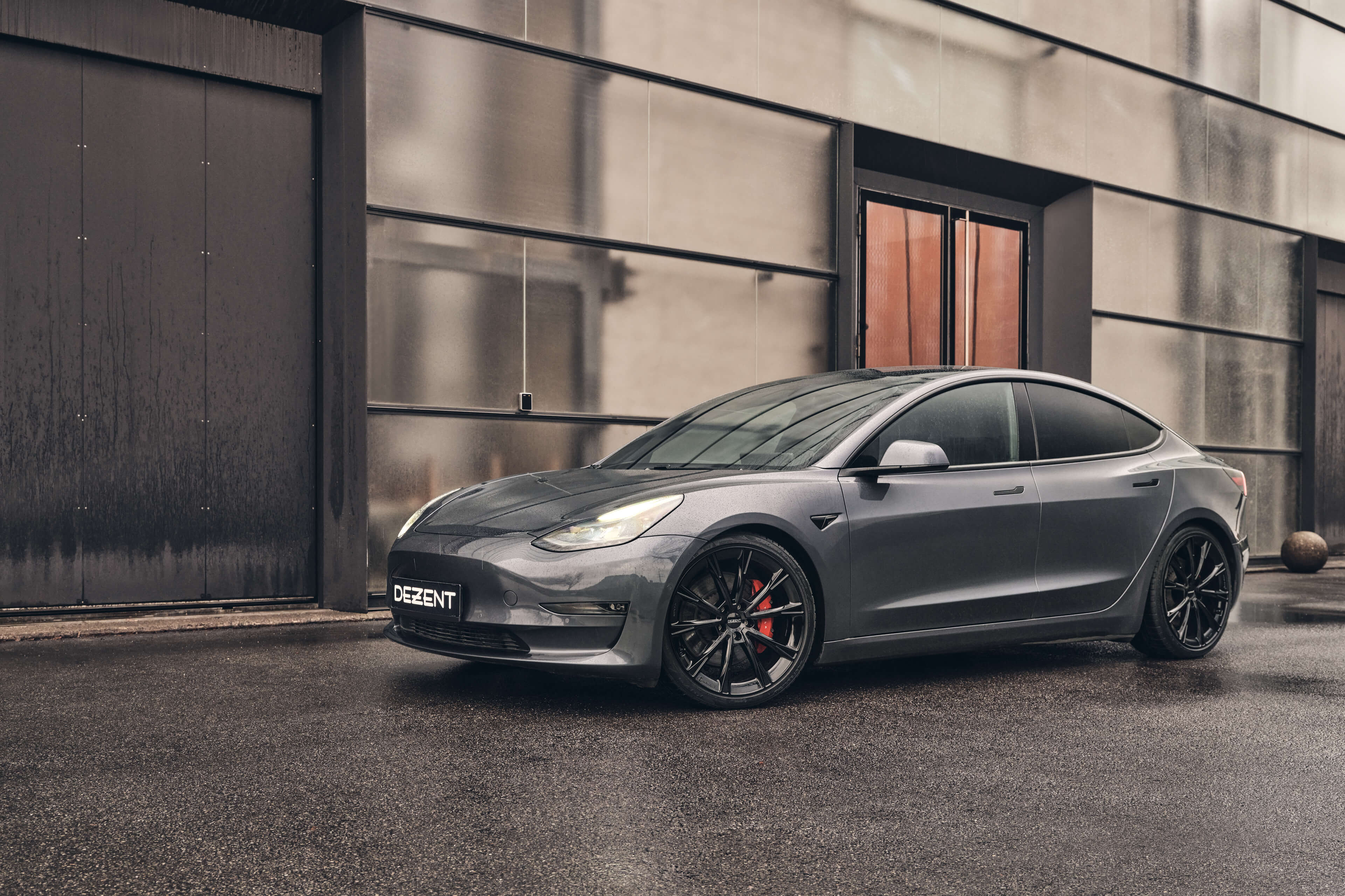 DEZENT AR black Tesla Model 3 Front