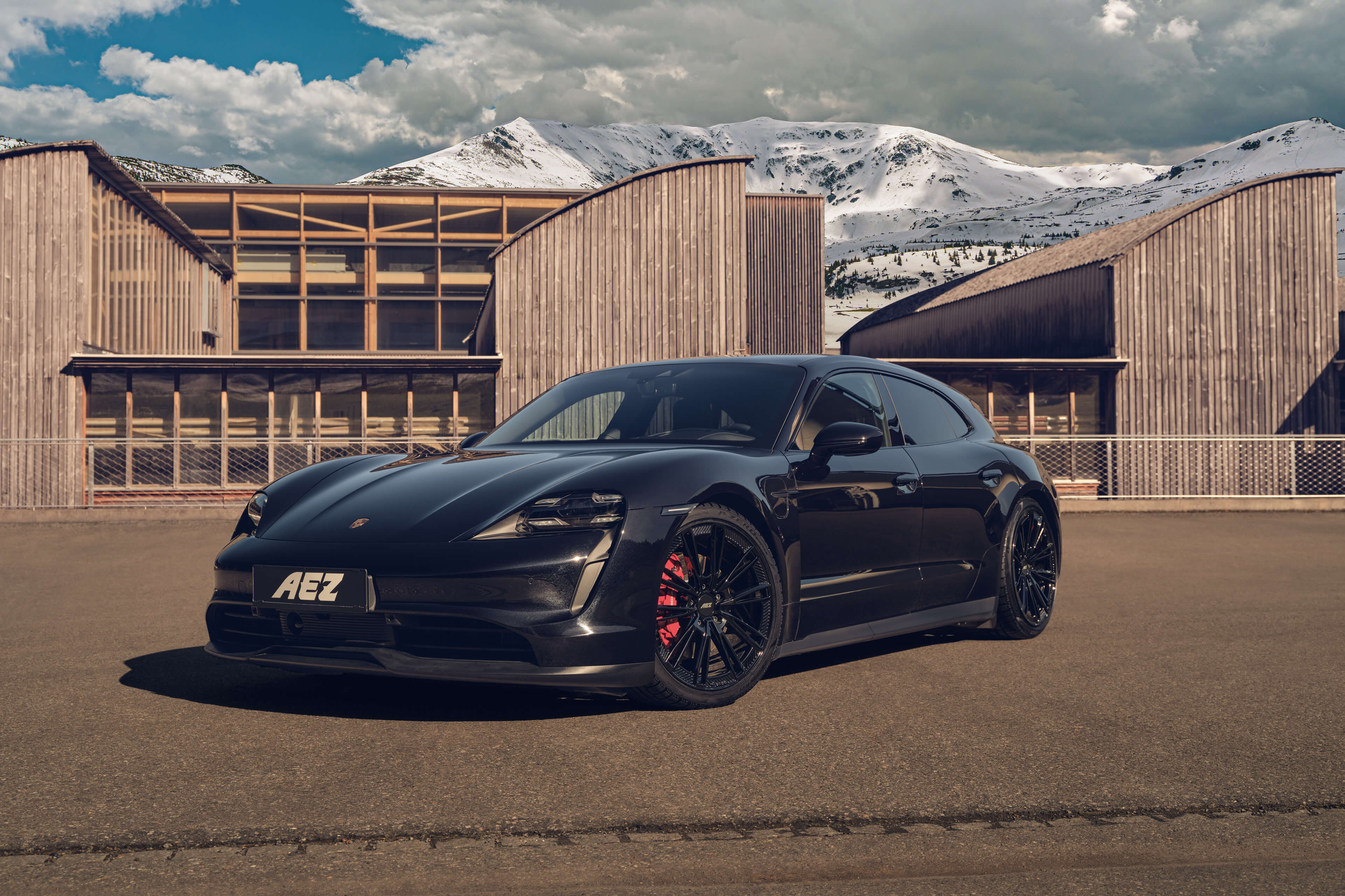 AEZ Alaska black Porsche Taycan 4S Front Winter