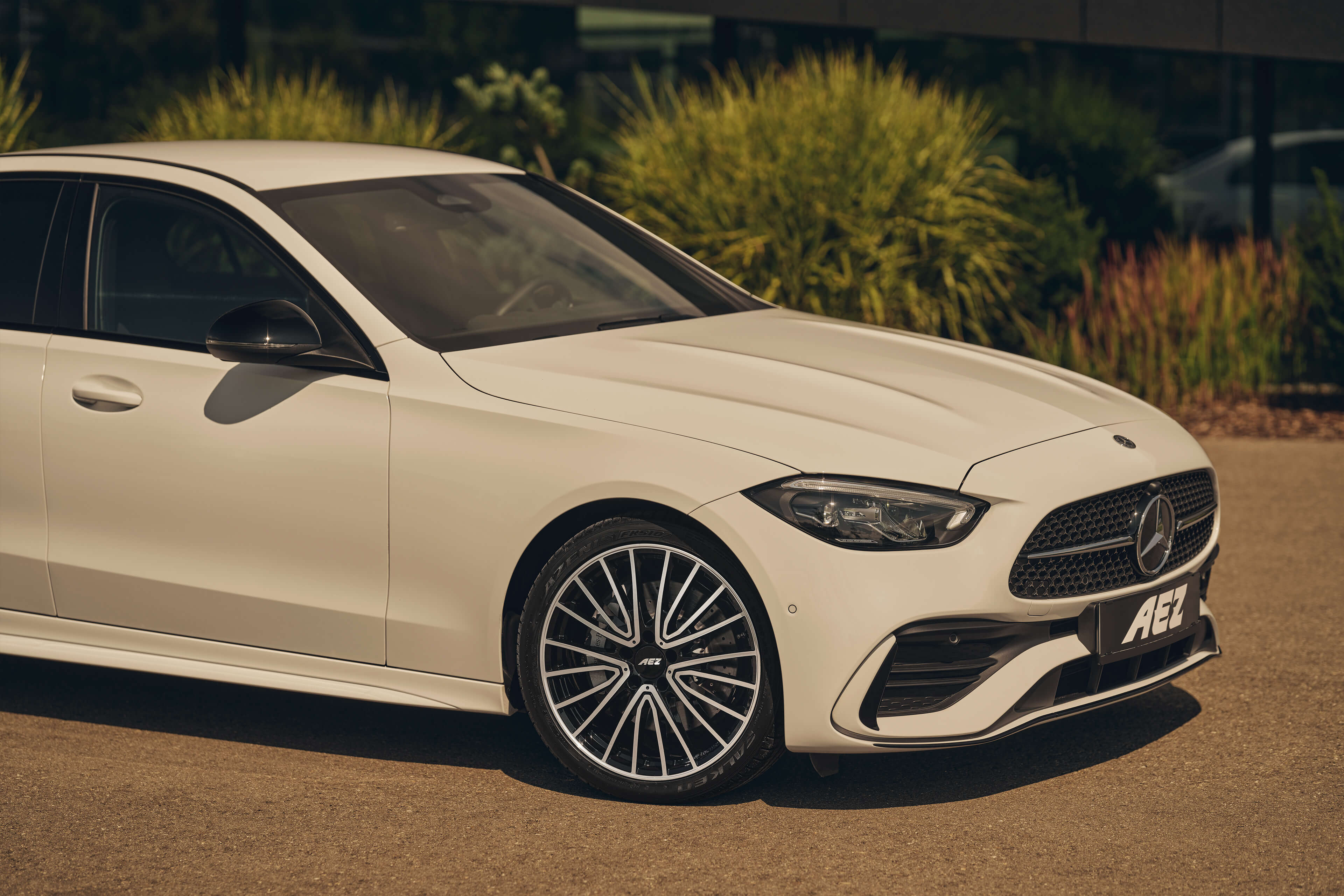 AEZ Berlin dark Mercedes C-class Frontal