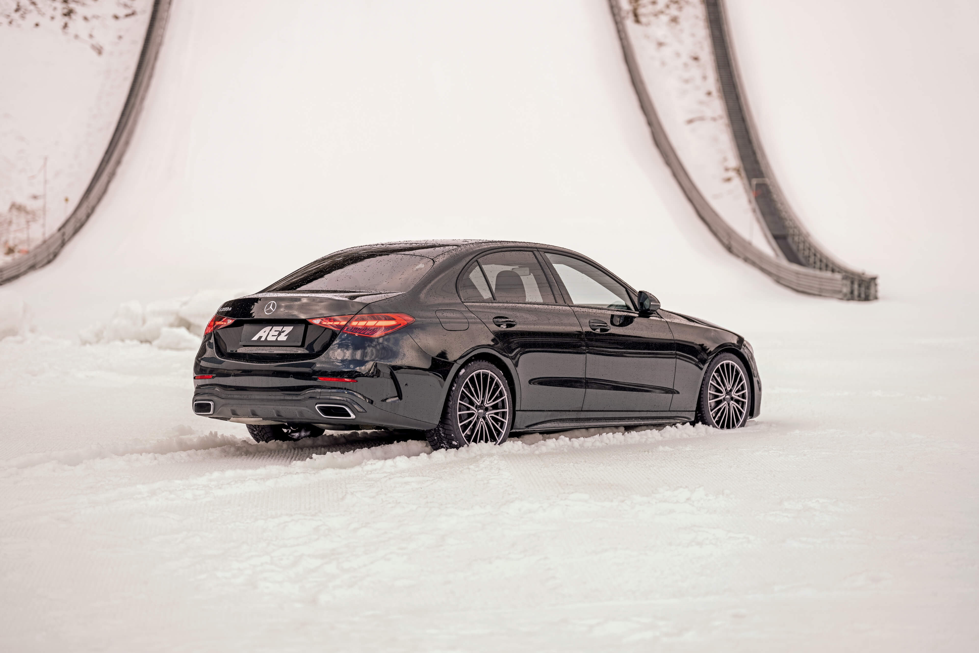 AEZ Berlin dark Mercedes C-class Heck