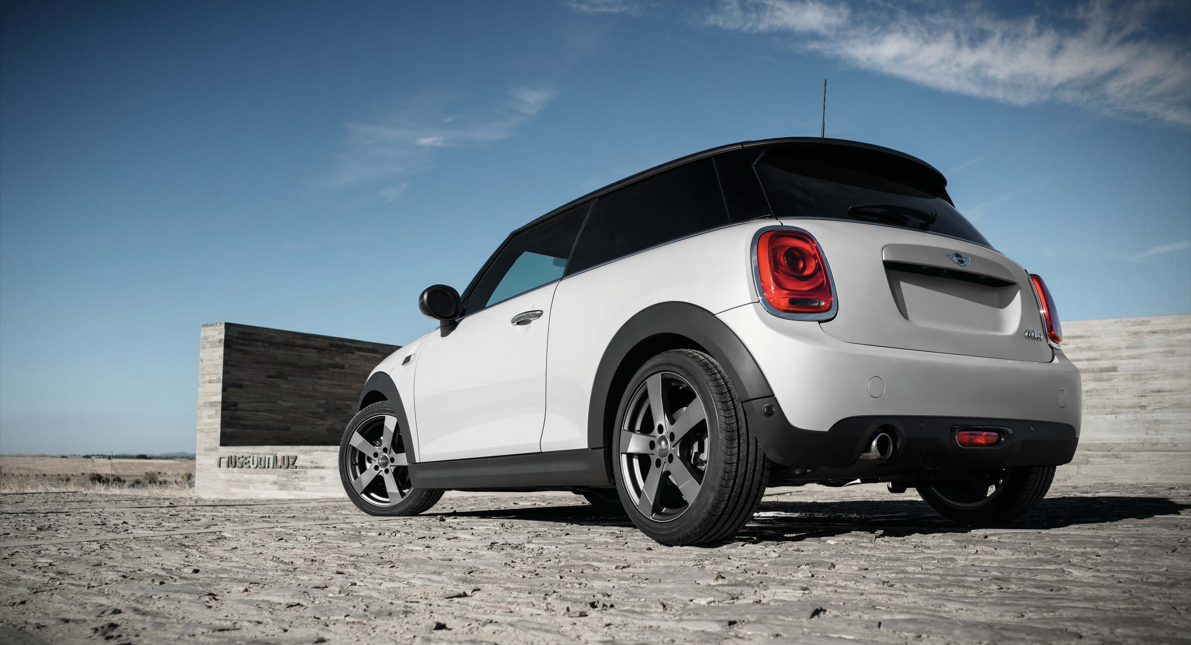 DEZENT TD graphite Alurad Mini Cooper Designklassiger 15" 16" 17"