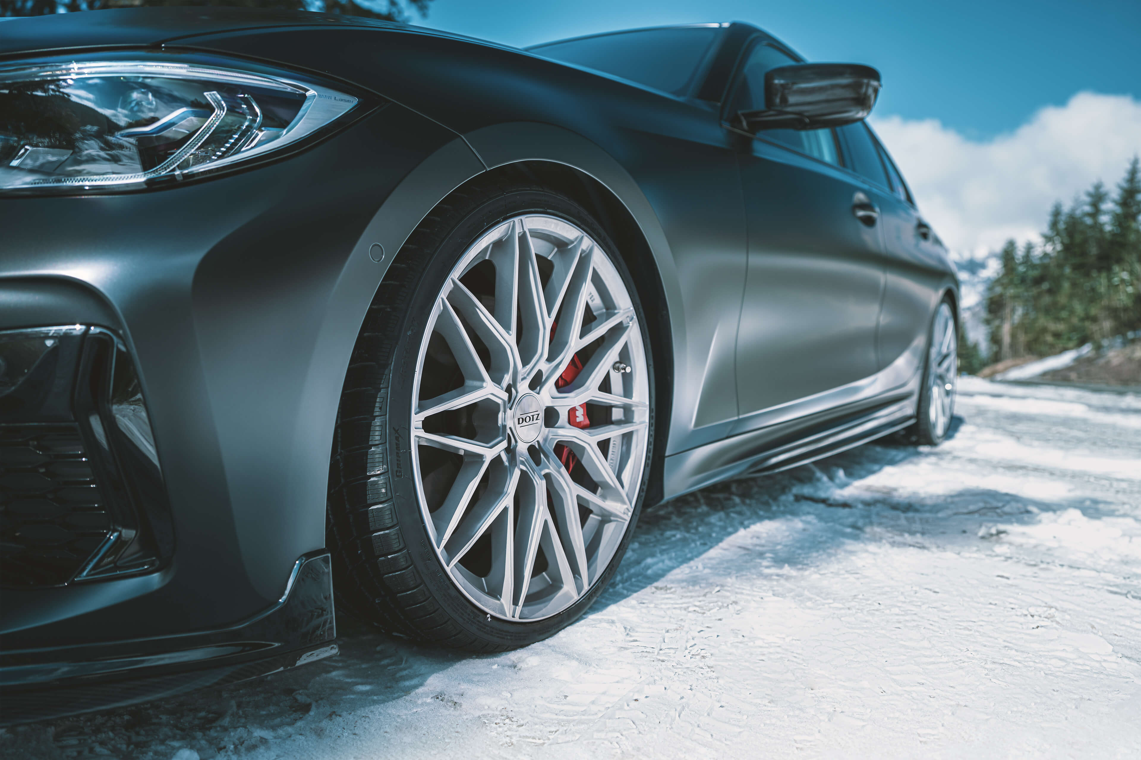 DOTZ Suzuka blaze BMW3 frontal