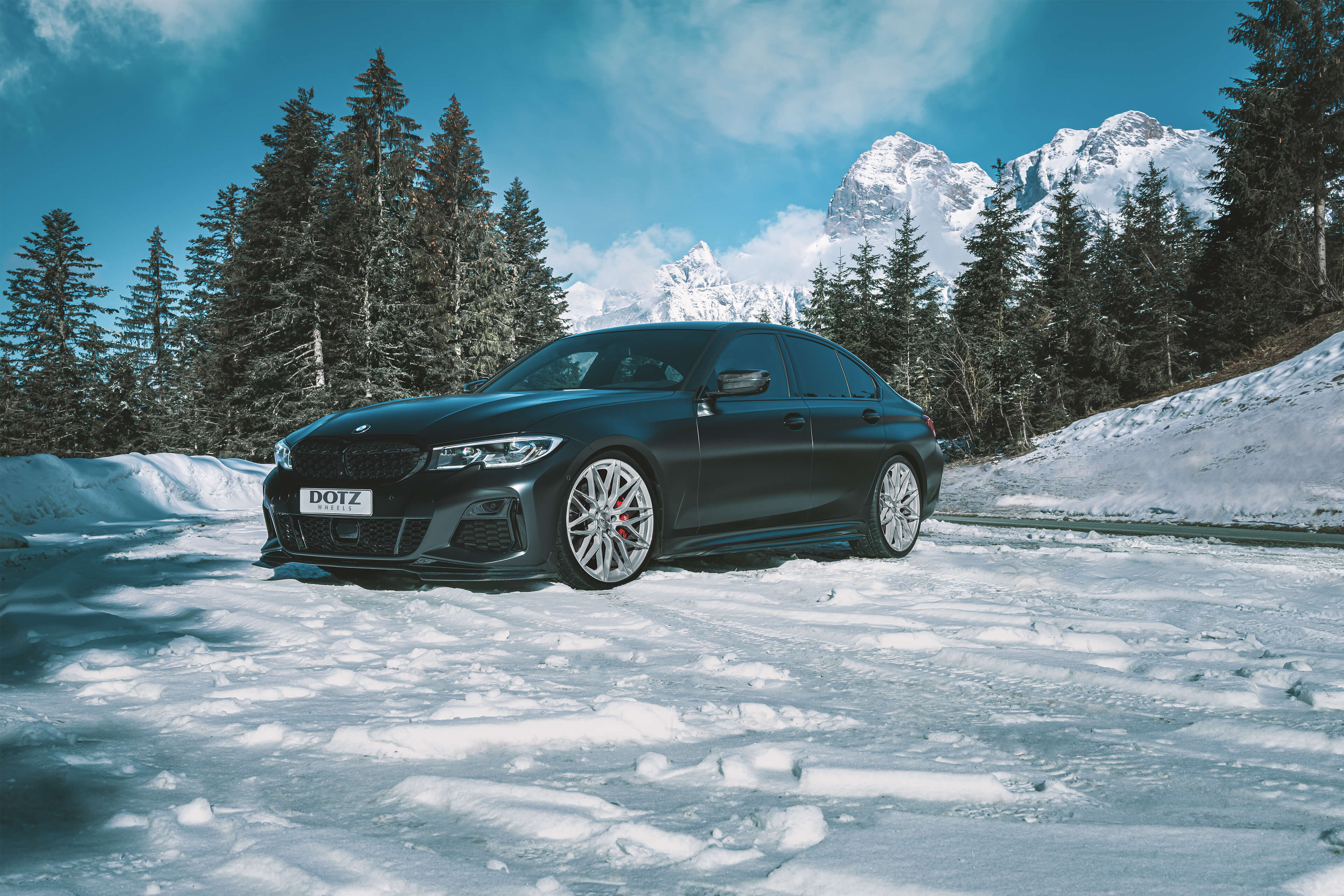 DOTZ Suzuka blaze BMW3 frontal