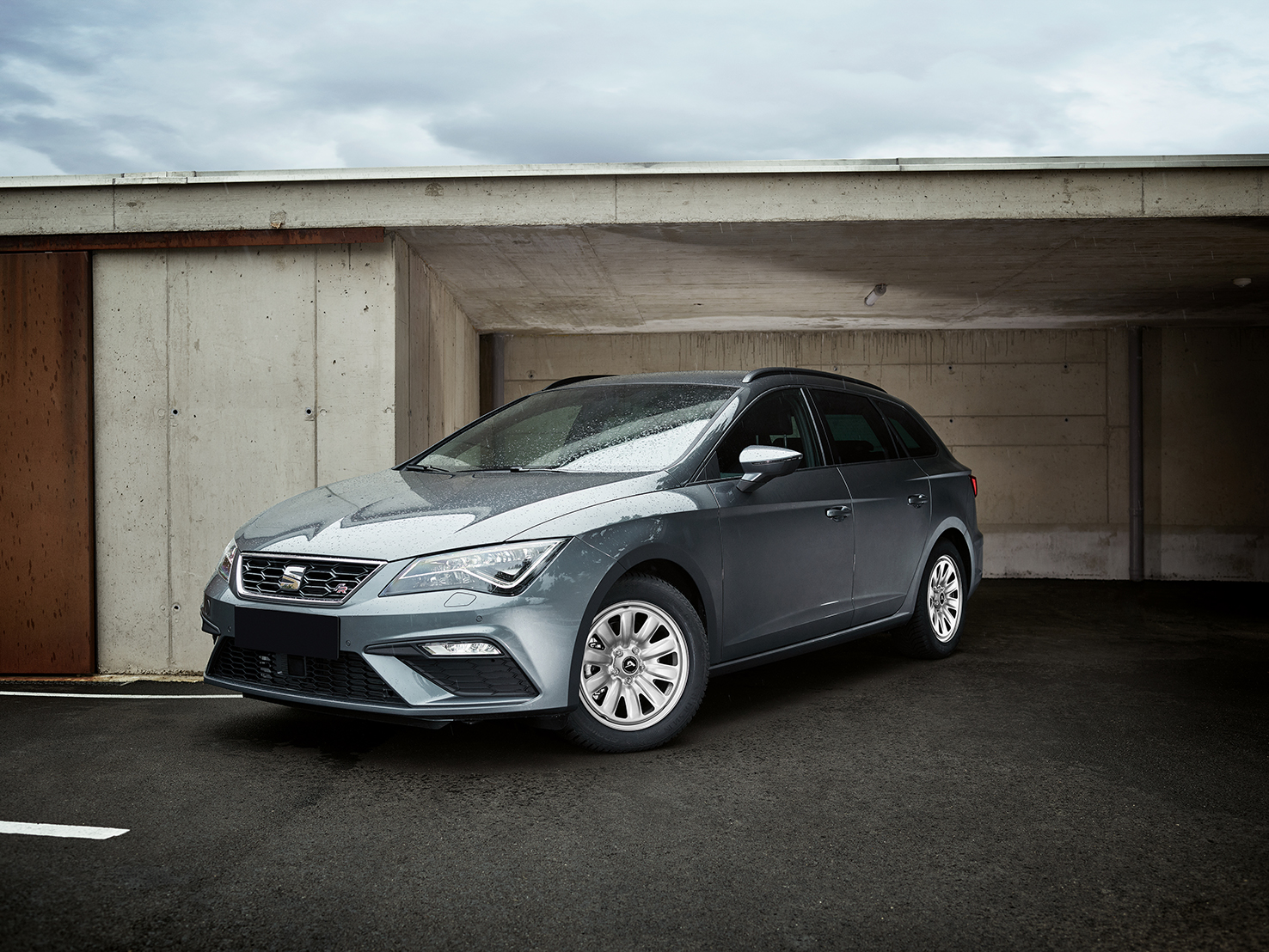 ALCAR Hybridrad 16 Silver Seat Leon