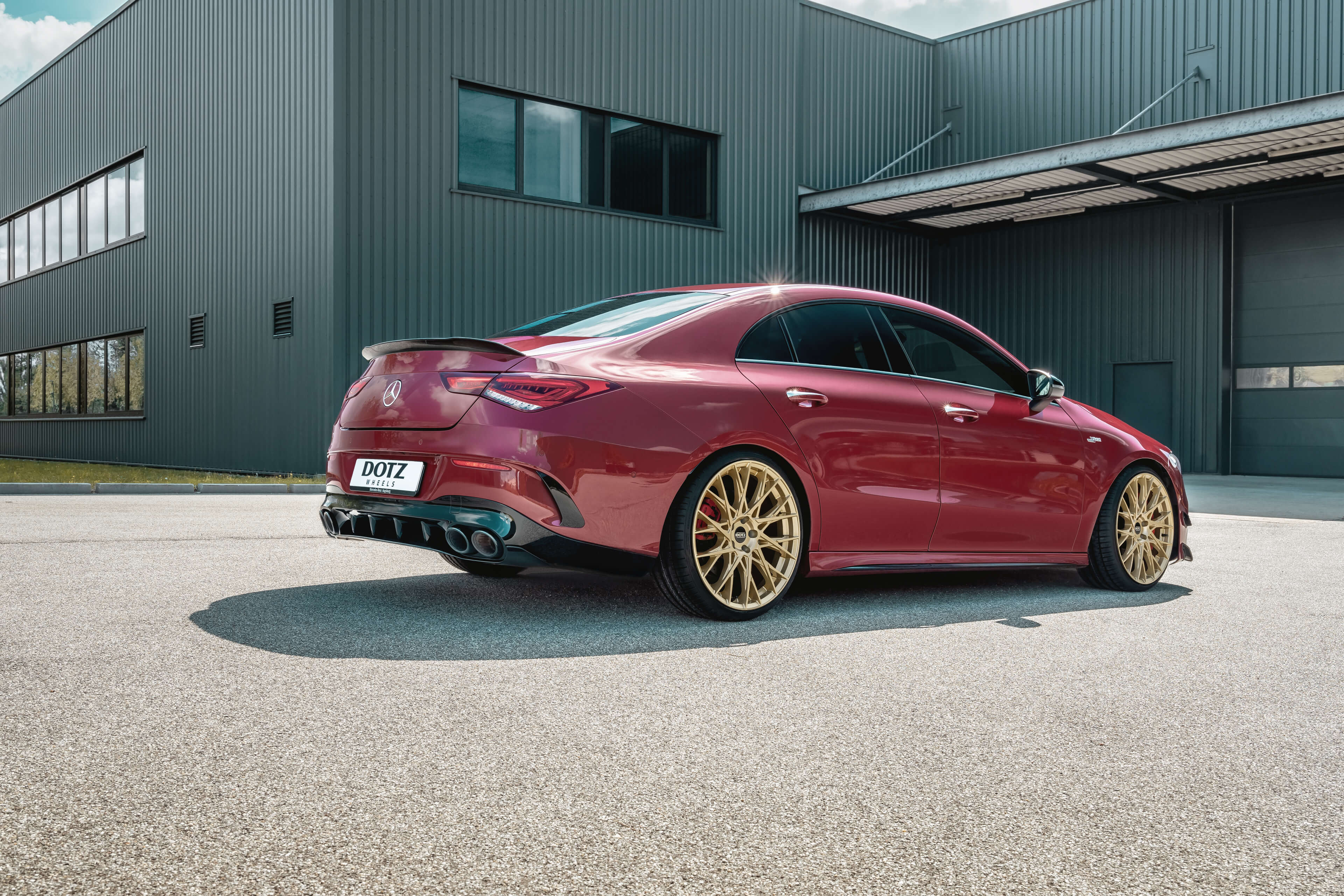 DOTZ Fuji gold Mercedes CLA 45 Heck