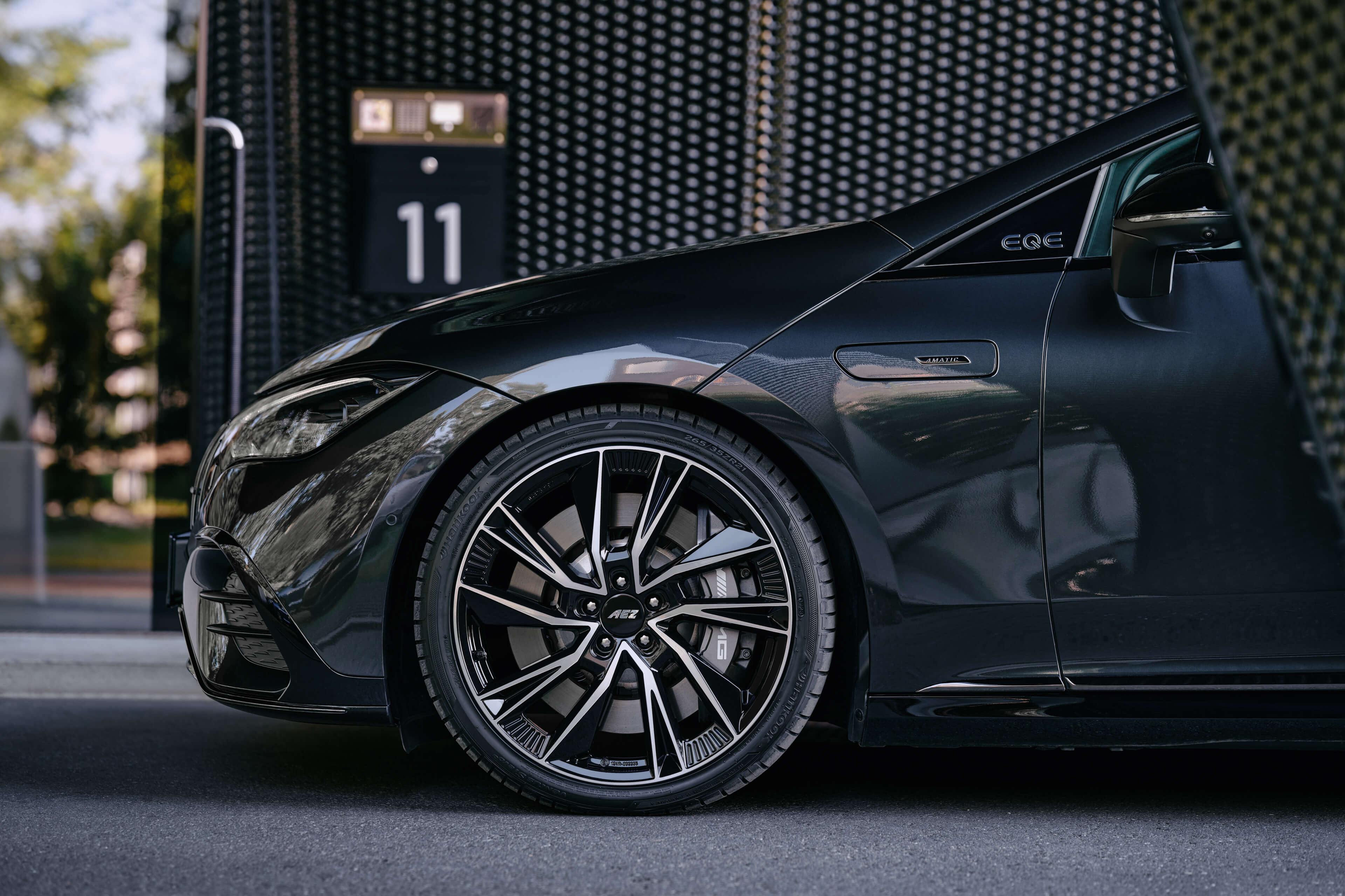AEZ Havanna dark Mercedes EQE Seite