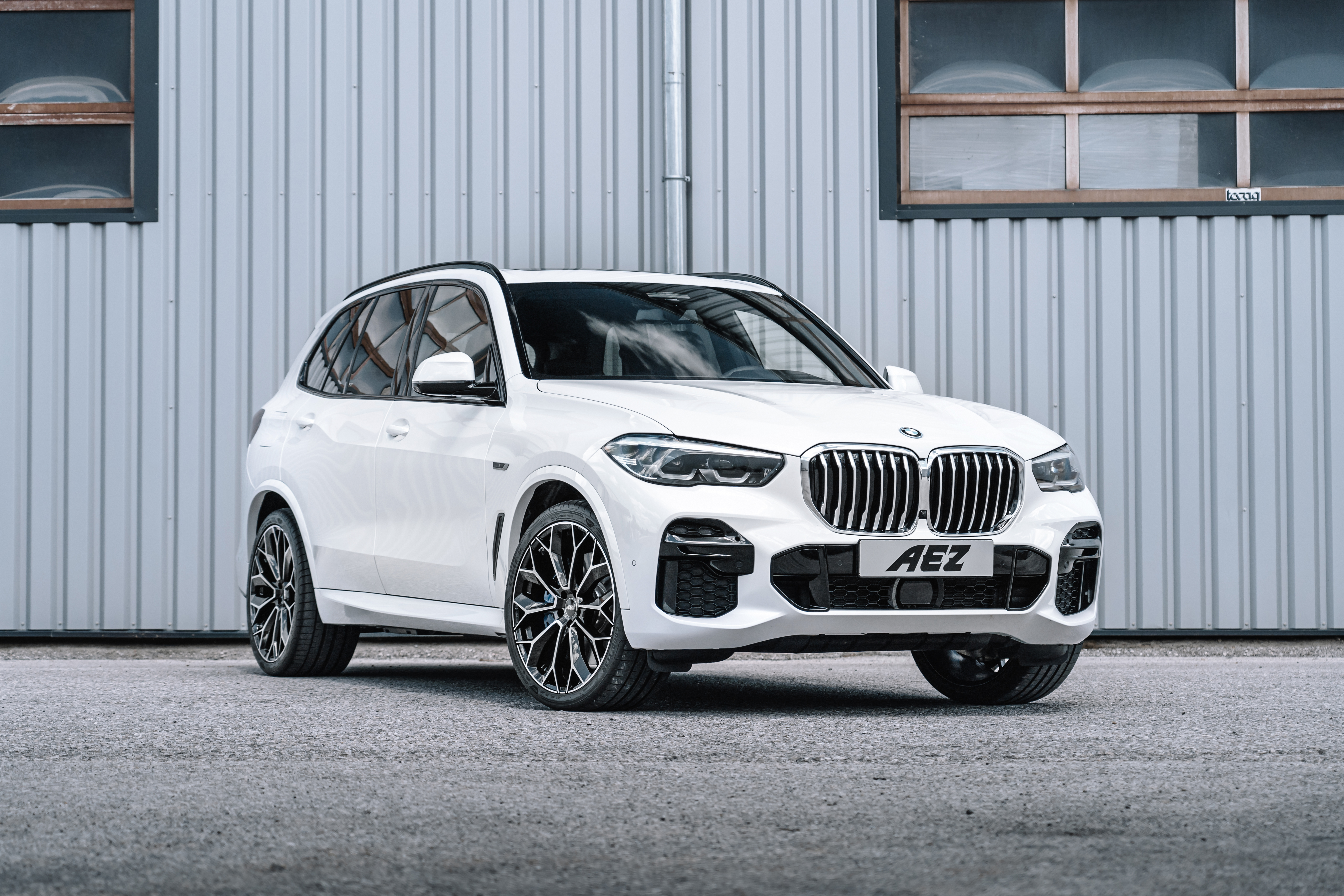 AEZ Leipzig Dark BMW X5 Contentpic 01