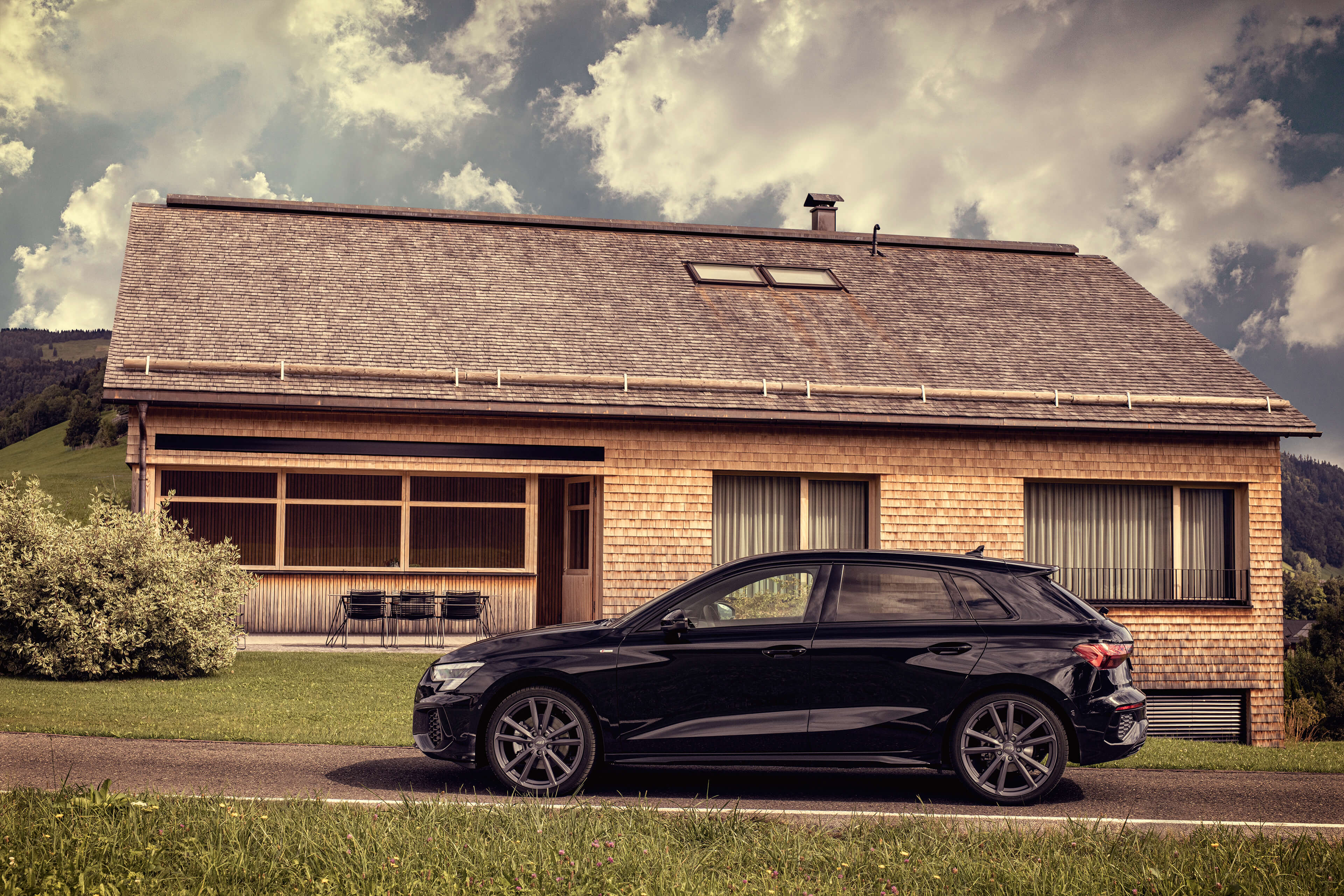 AEZ Tioga graphite  Audi A3s Seite