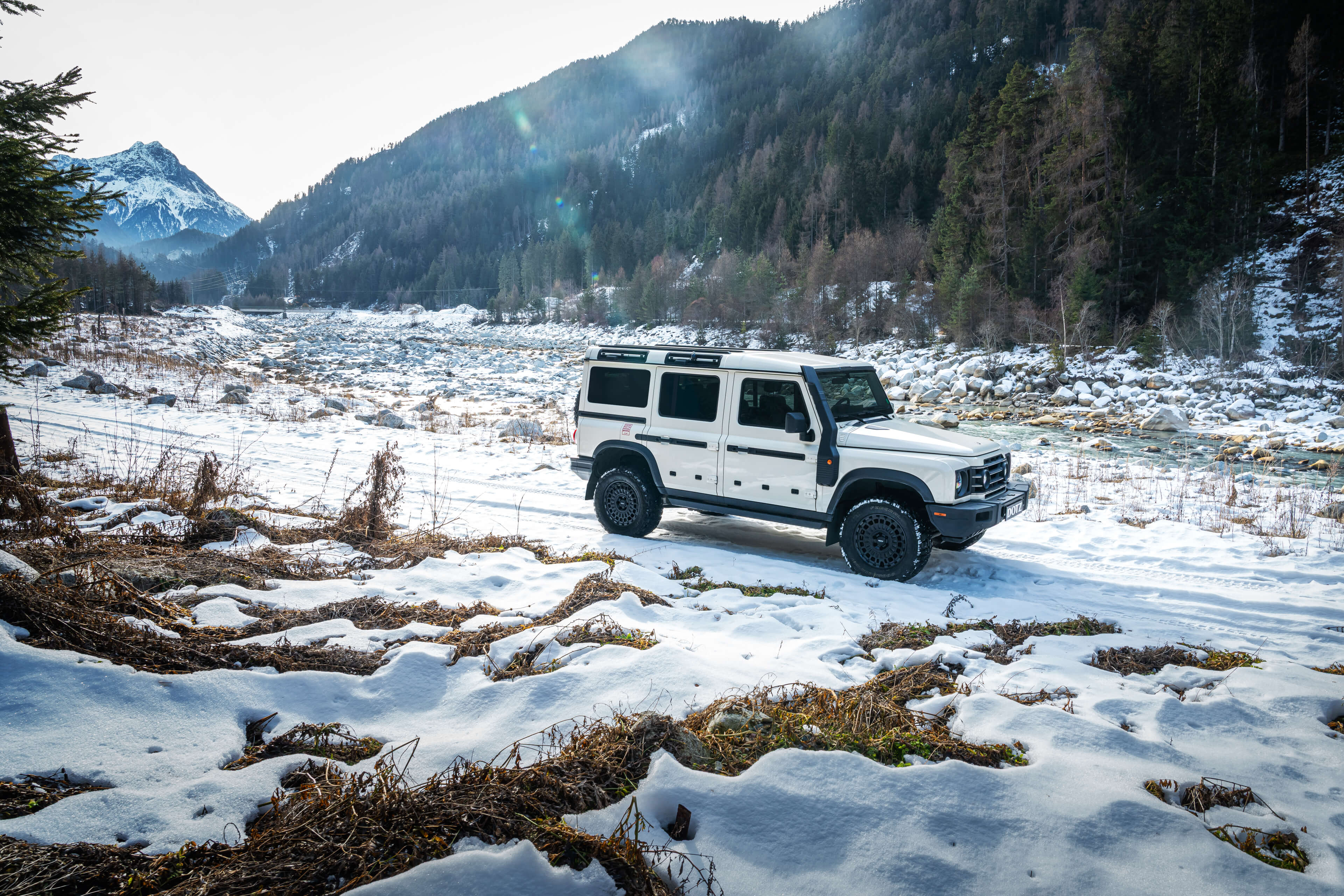 DOTZ 4x4 Talara black Ineos Grenadier Seite