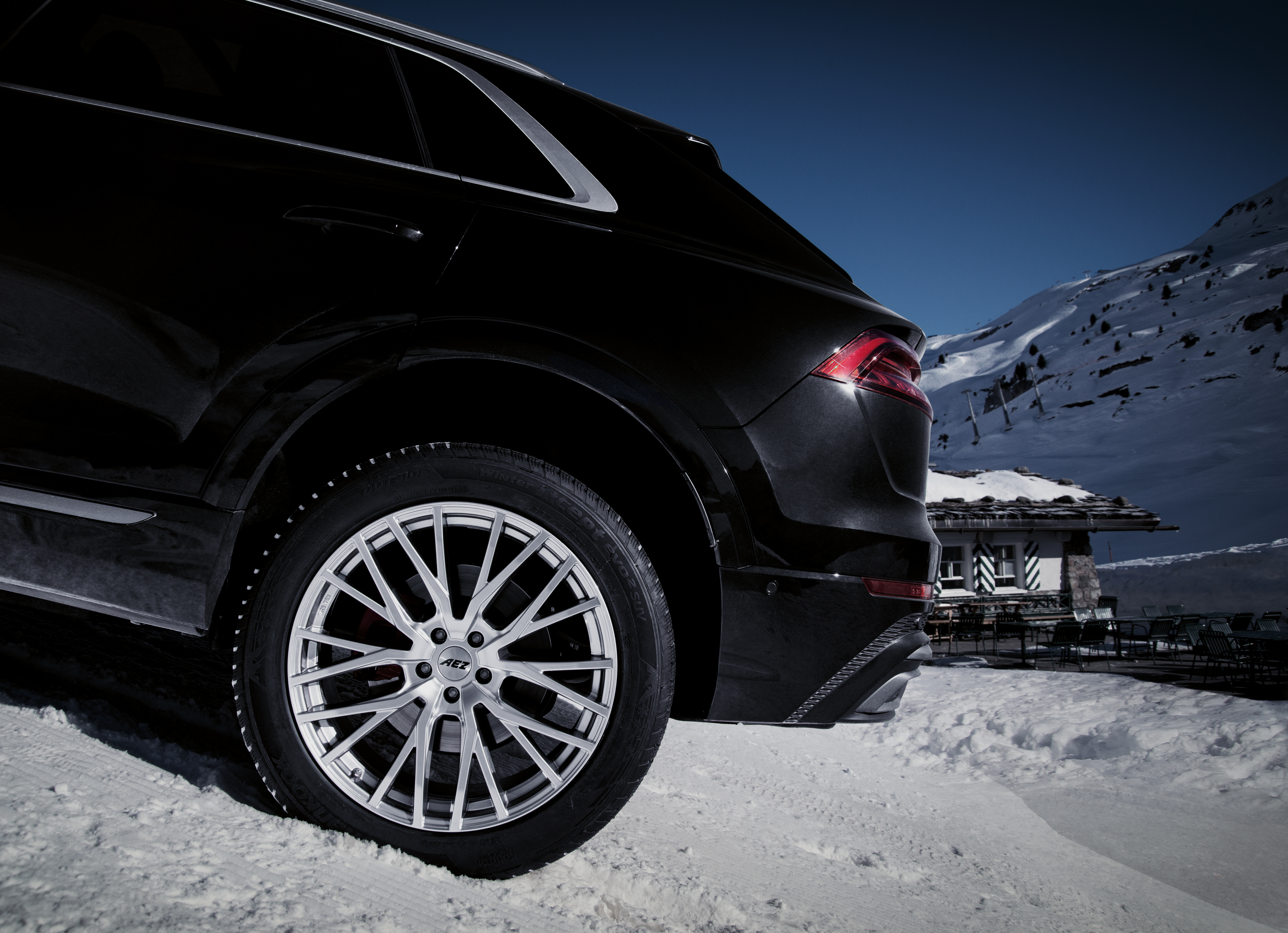 AEZ Panama Highgloss AUDI Q8 Winterpic07
