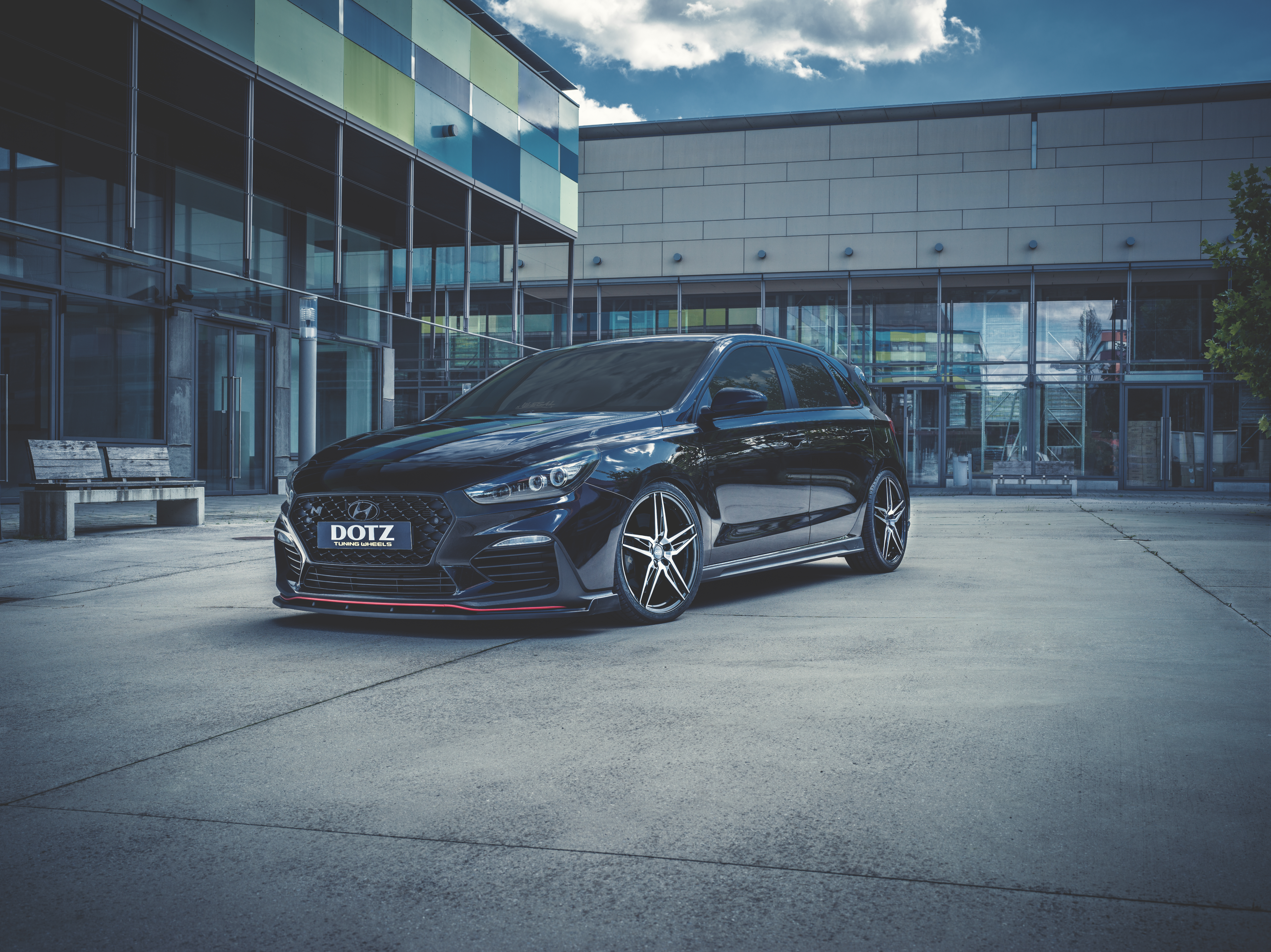 Interlagos Dark Hyundai I30n Imagepic01