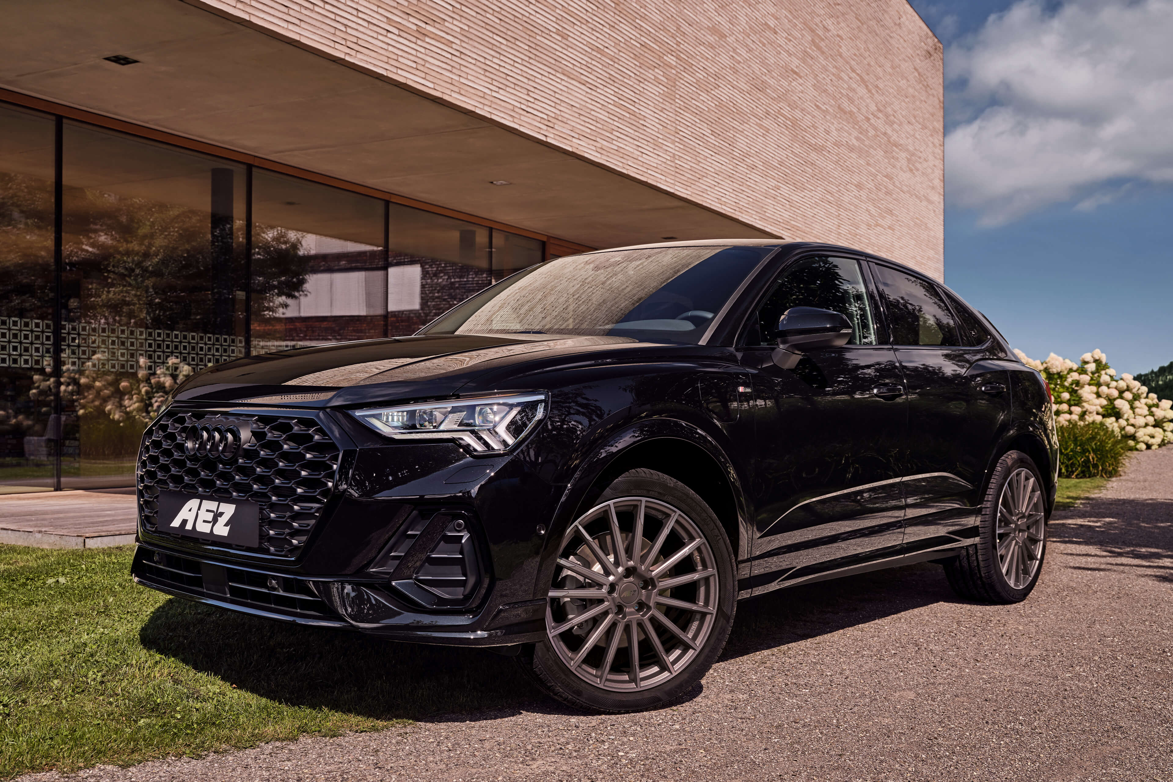 AEZ Atlanta titan Audi Q3 Front