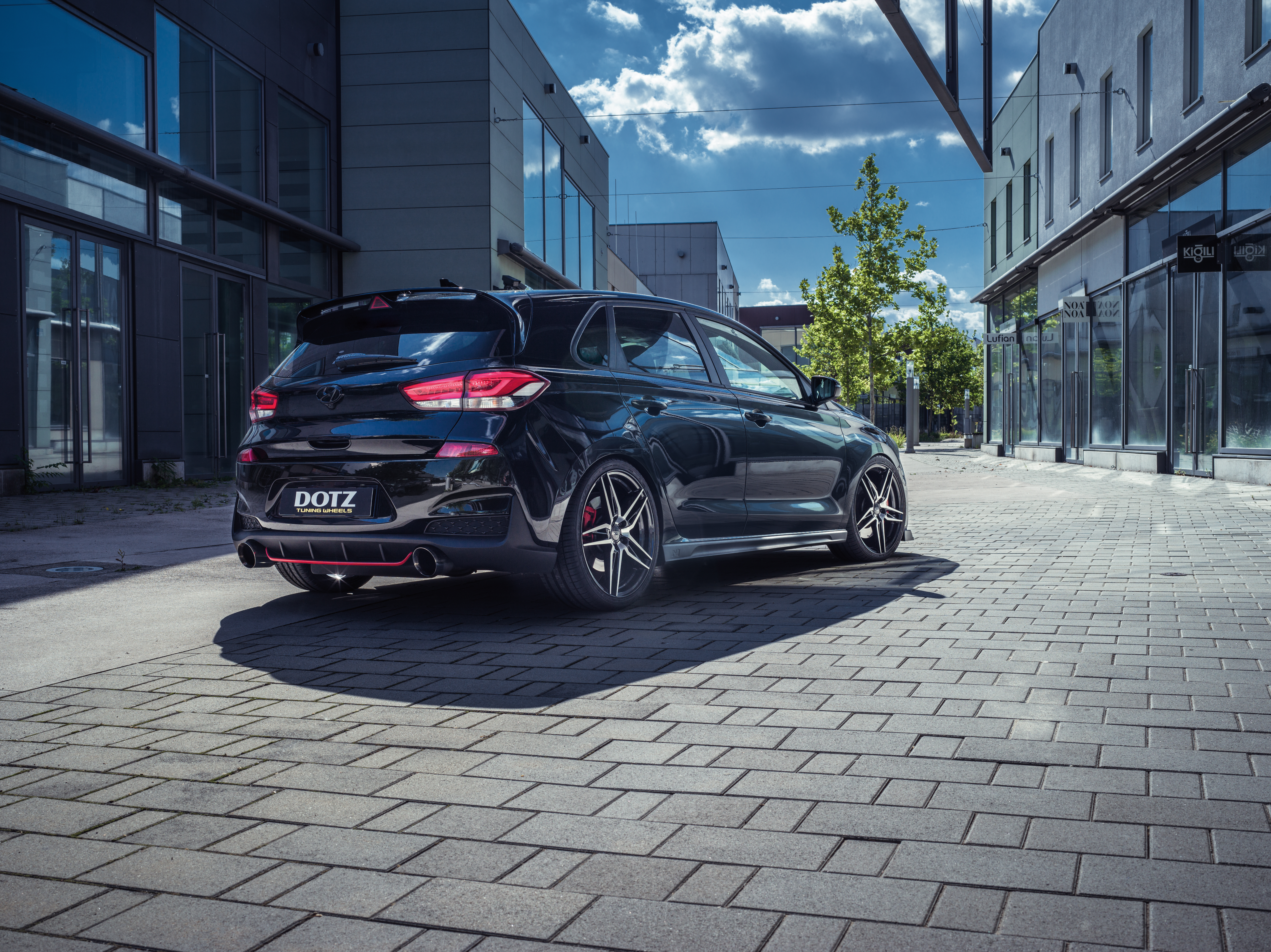 Interlagos Dark Hyundai I30n Imagepic05