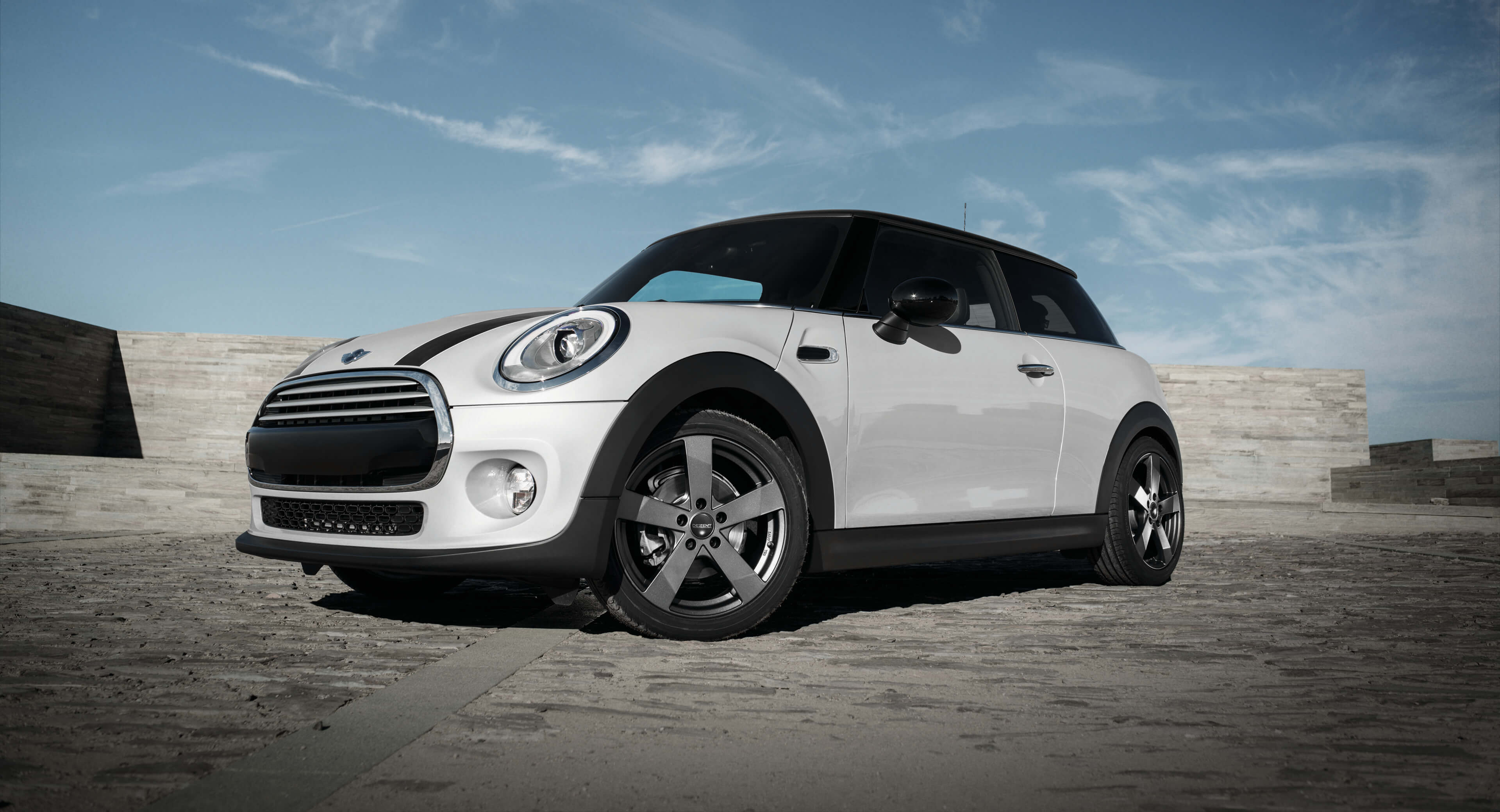 DEZENT TD graphite Alurad Mini Cooper