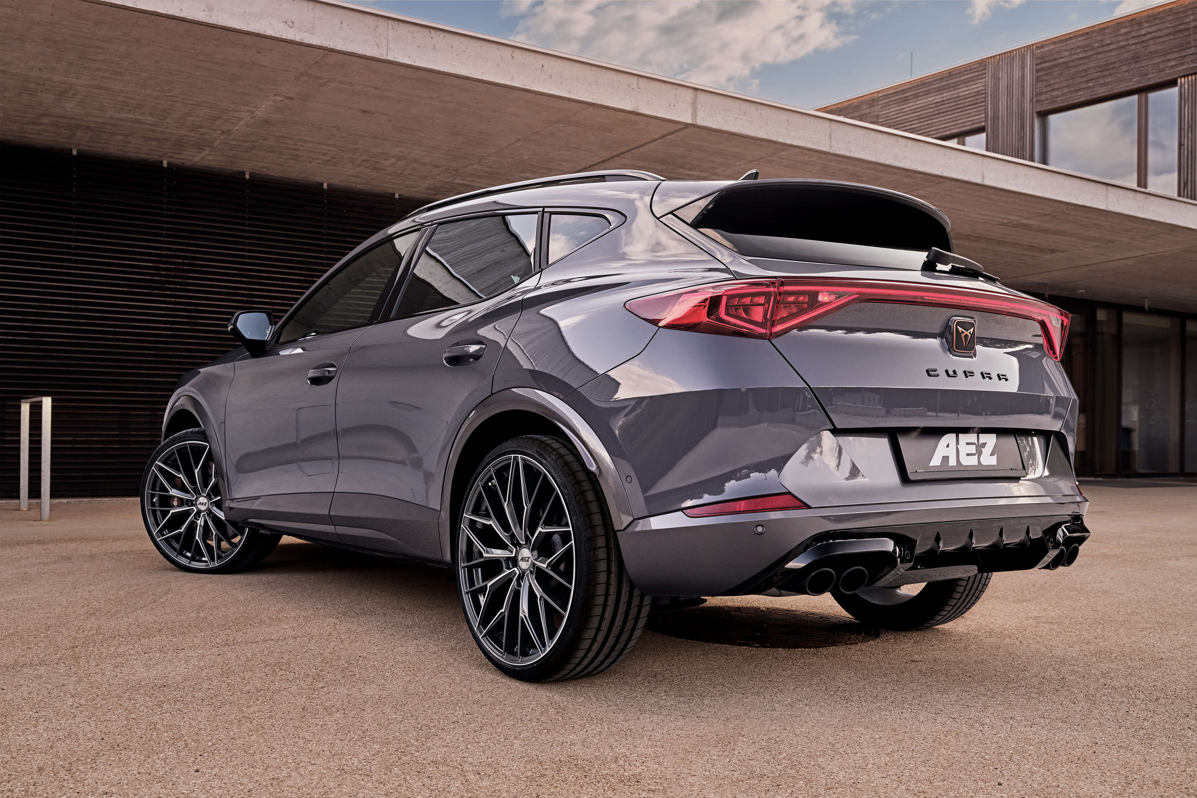 AEZ Porto dark Cupra Formentor Heck