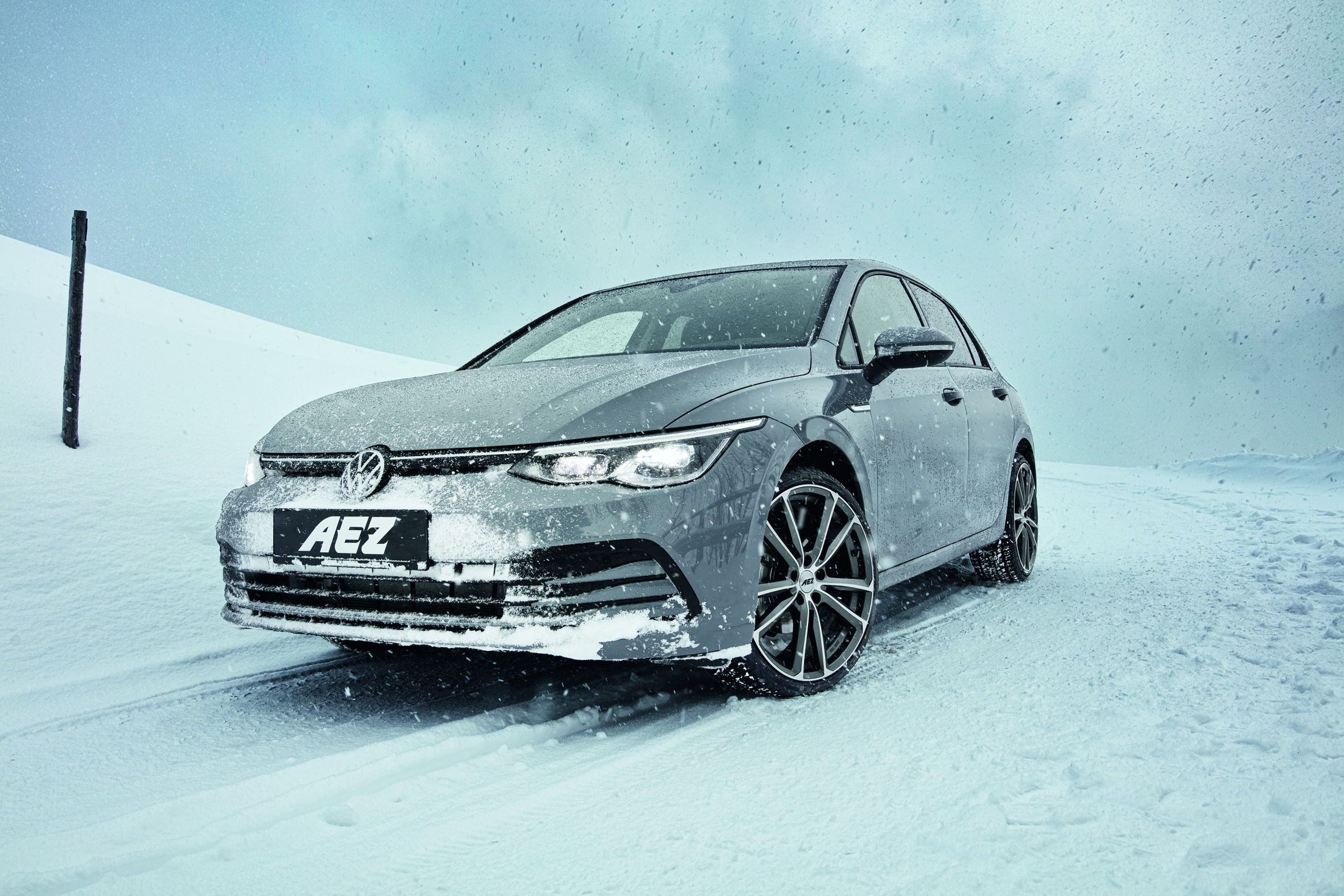 AEZ Tioga titan VW GolfVIII Front