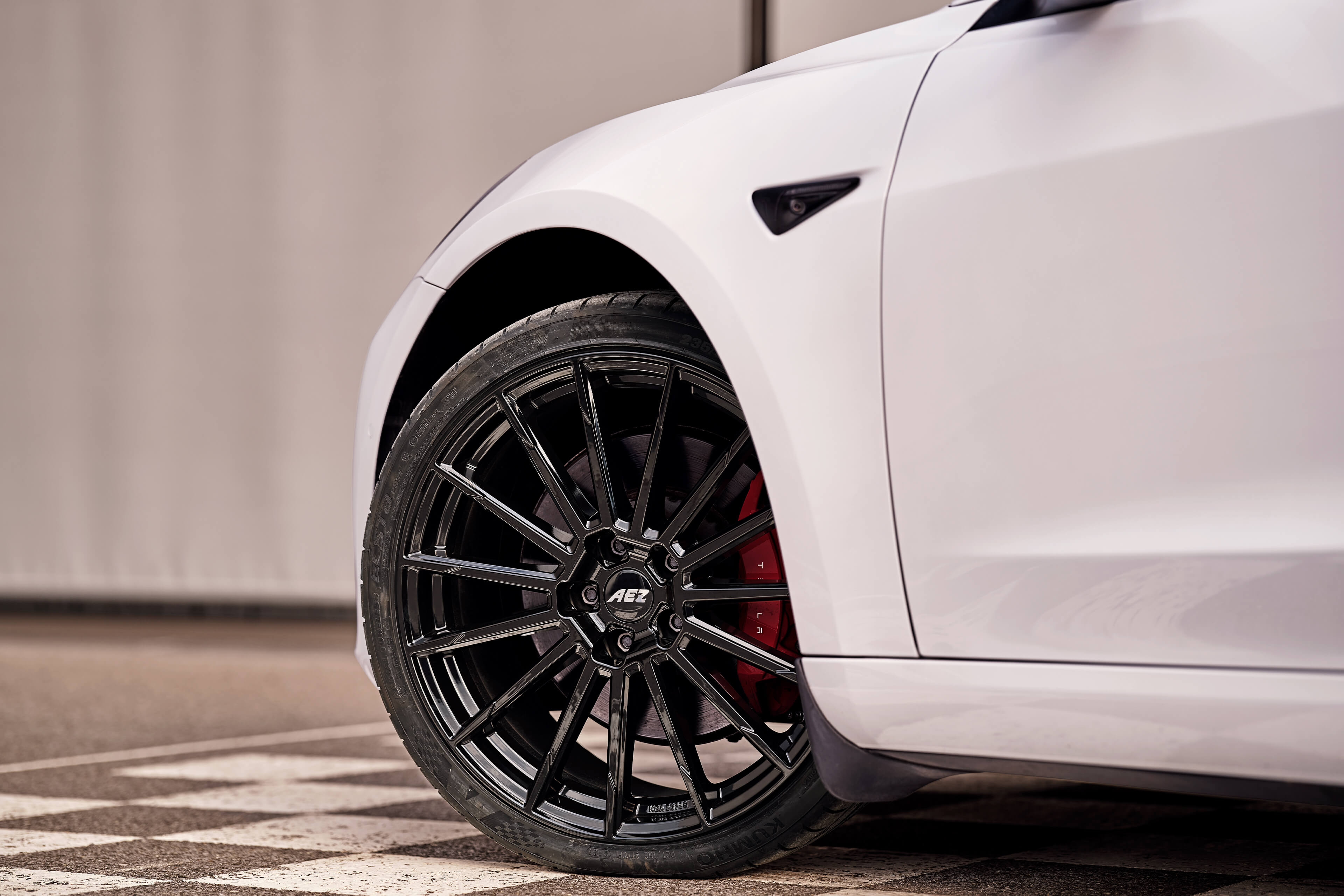 AEZ Atlanta black Tesla 1 Seite