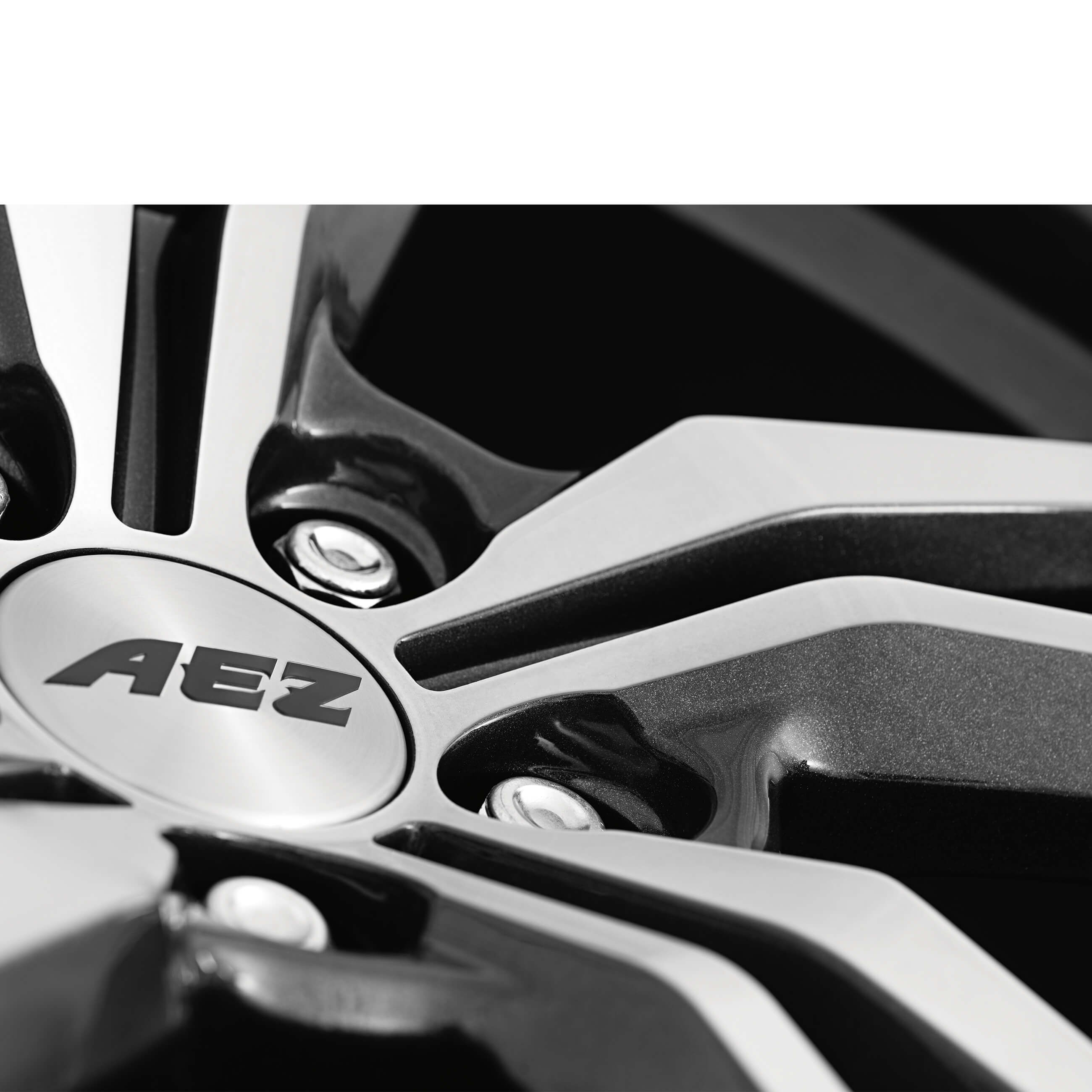 AEZ North dark detail 2 front poliert