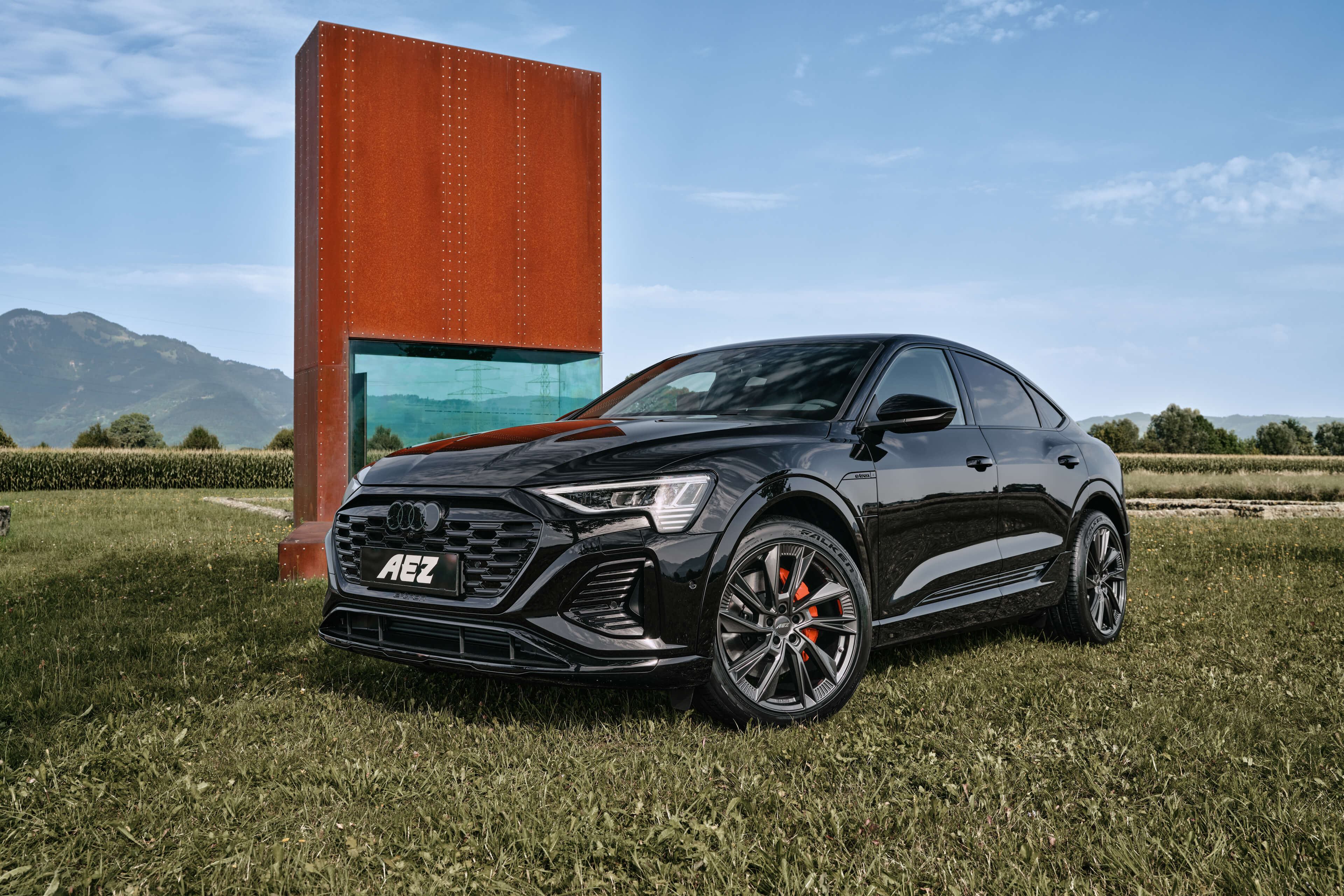 AEZ Havanna grey Audi SQ8 e-tron Frontal