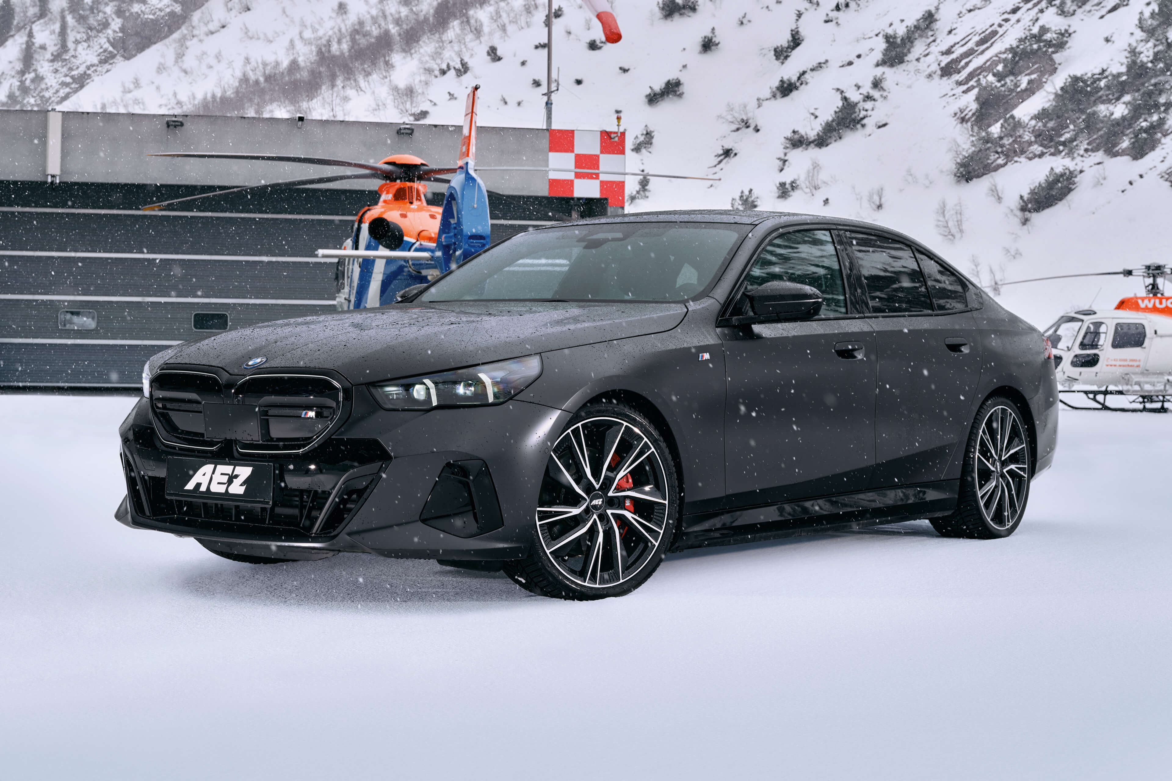 AEZ Havanna dark BMW i5 Front