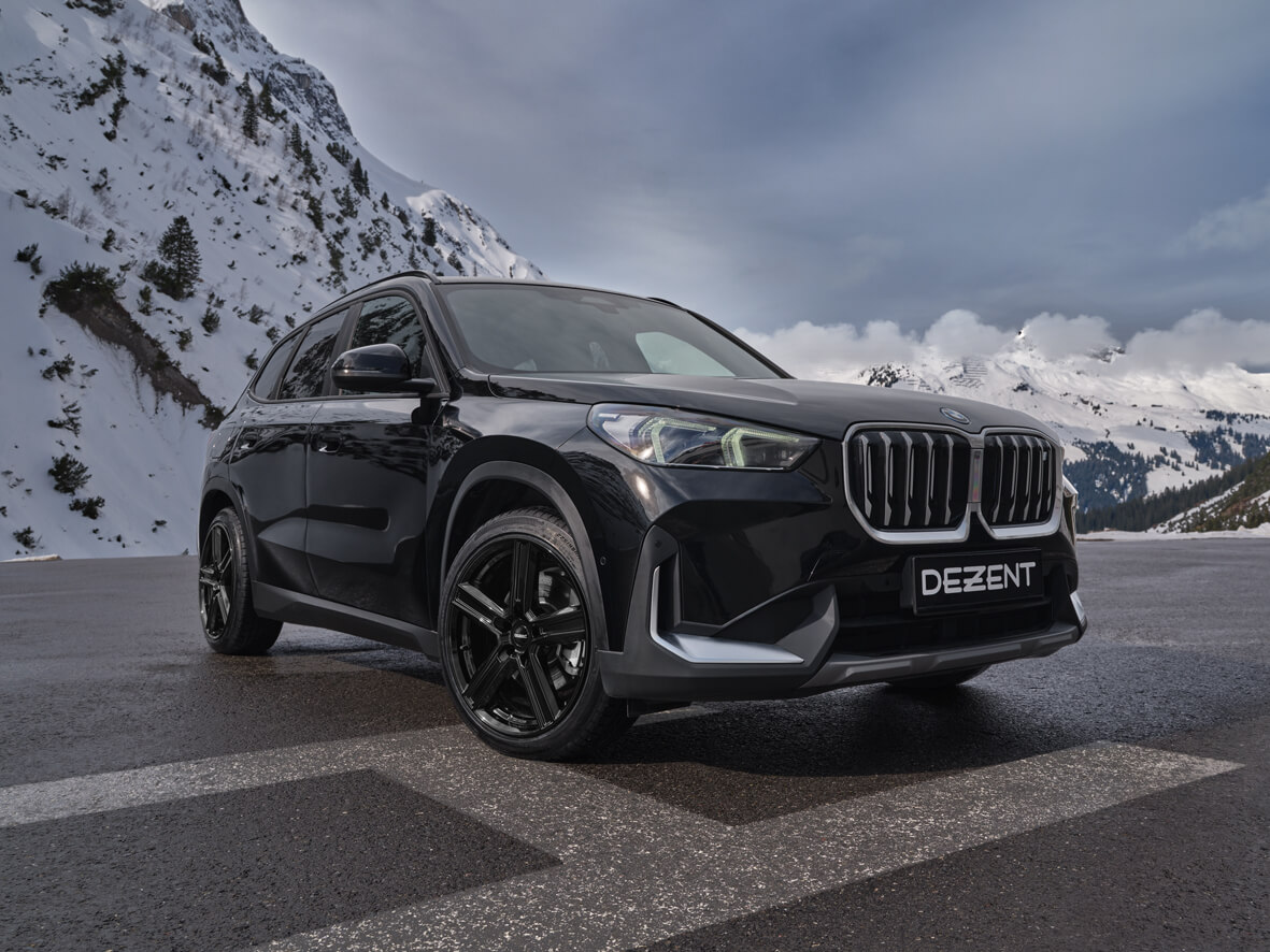 DEZENT KE Black Mercedes V Imagepic04